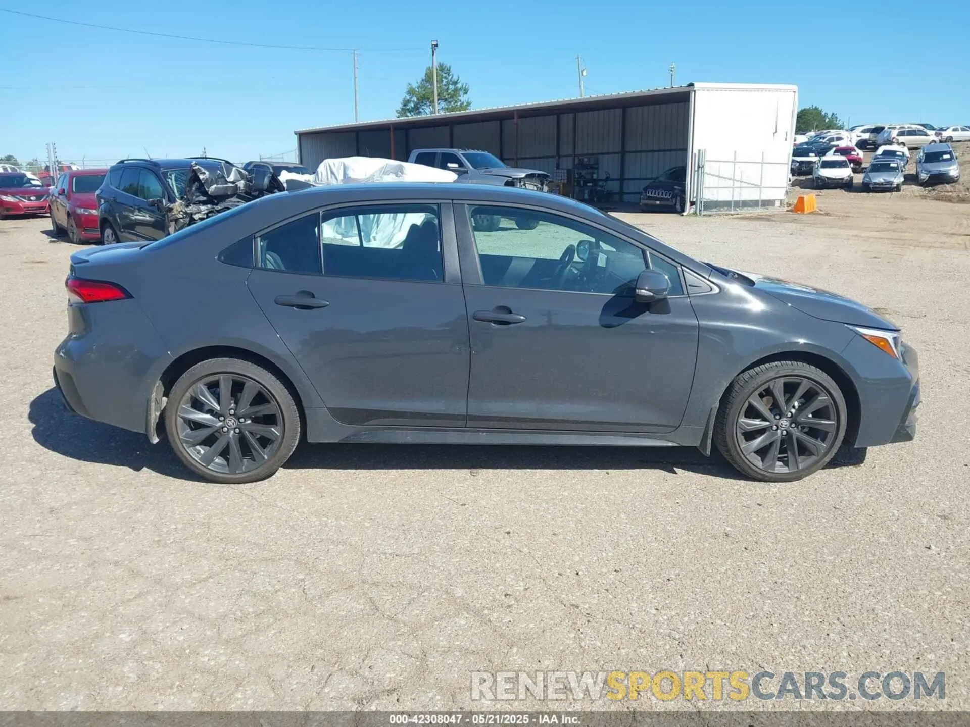 13 fotografías del automóvil dañado 5YFS4MCE8SP232429 TOYOTA COROLLA 2025