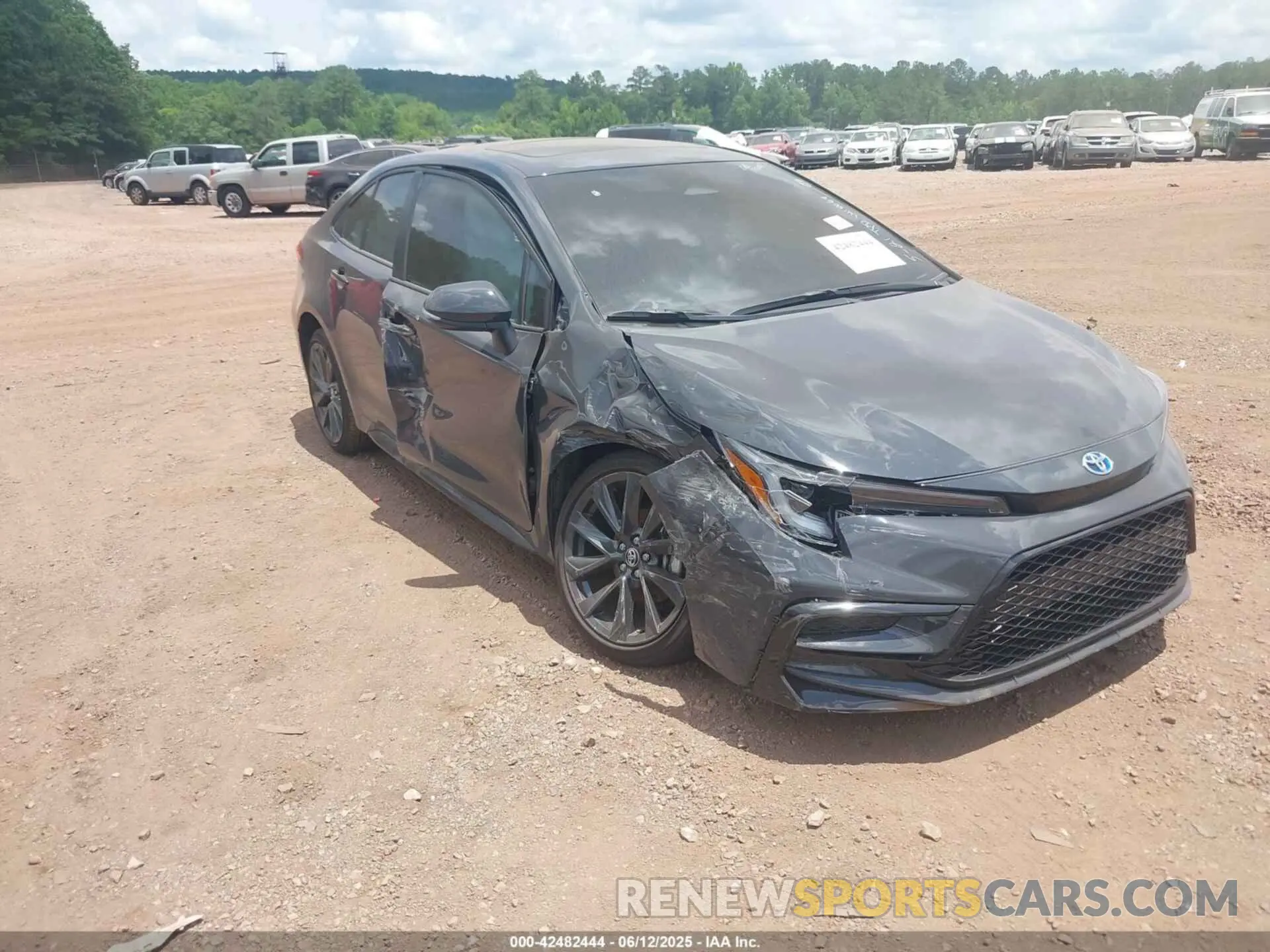 6 fotografías del automóvil dañado JTDBCMFE2S3078064 TOYOTA COROLLA 2025