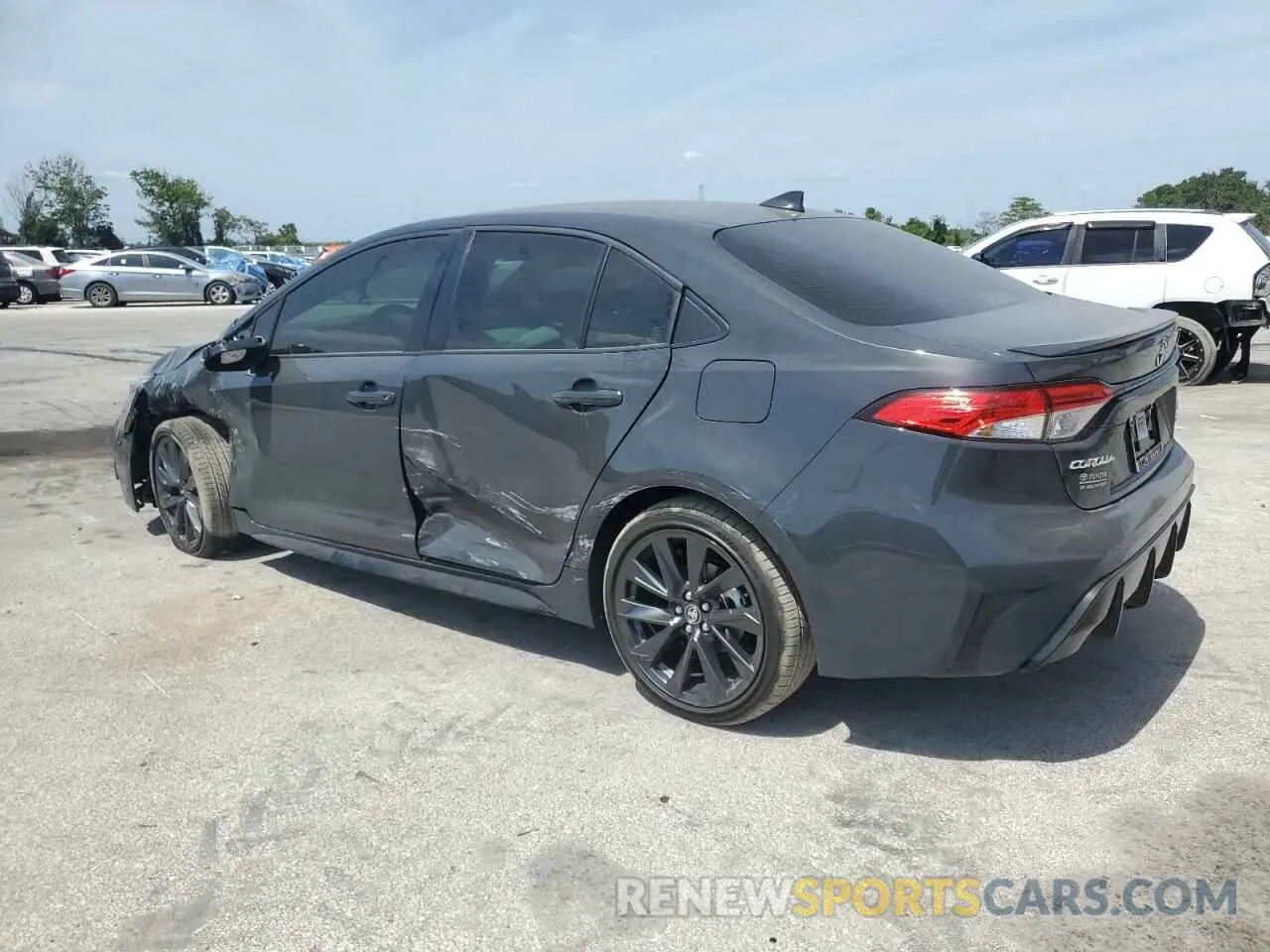 2 fotografías del automóvil dañado JTDBCMFE2S3086133 TOYOTA COROLLA 2025