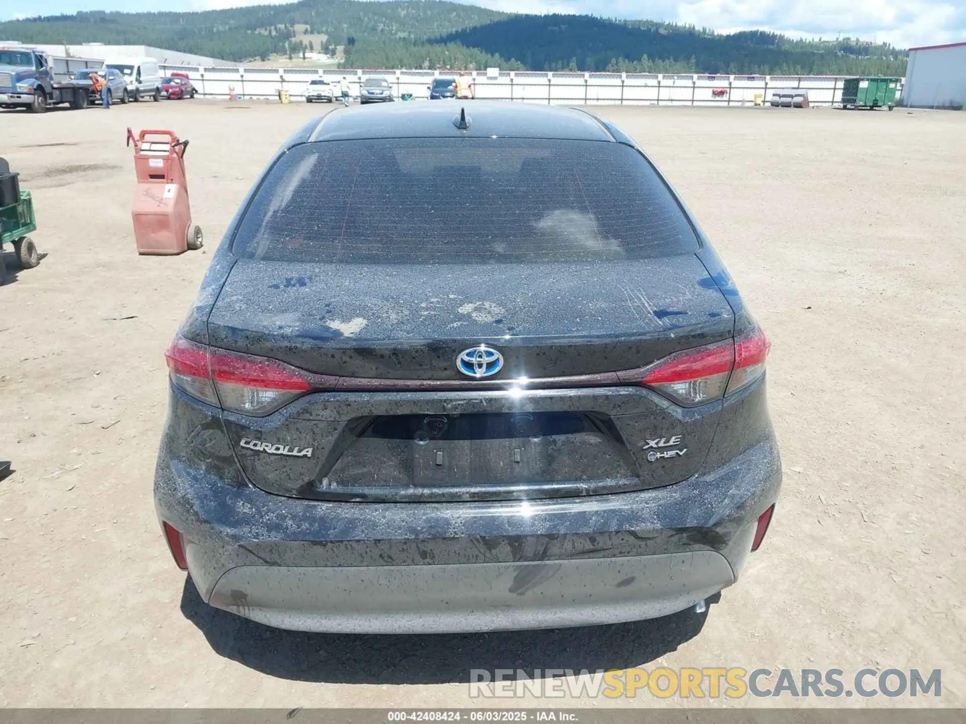 15 fotografías del automóvil dañado JTDBCMFE2SJ042161 TOYOTA COROLLA 2025
