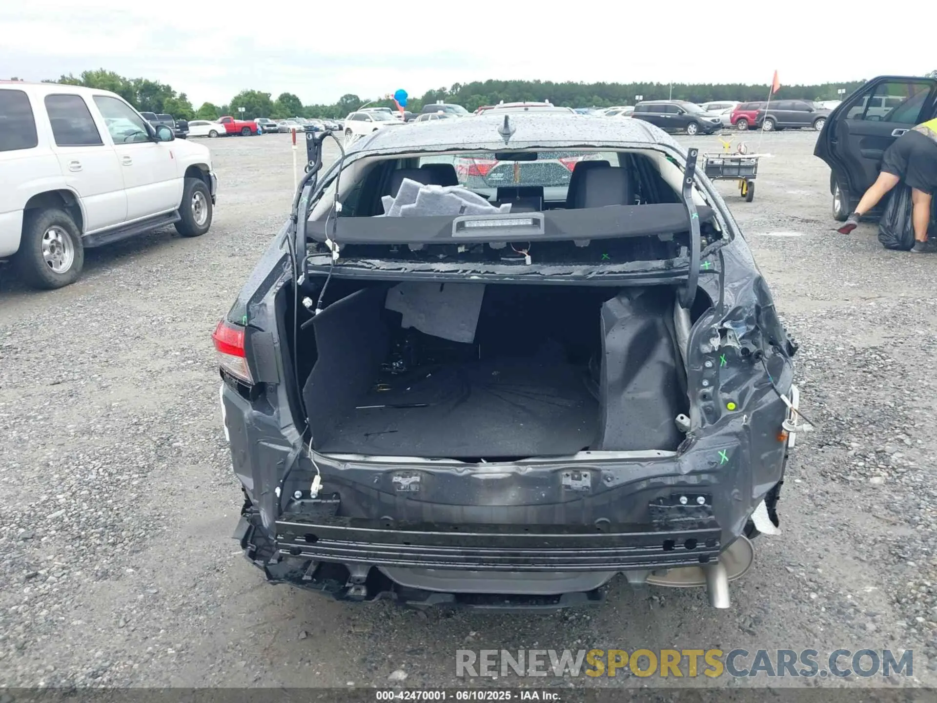 17 fotografías del automóvil dañado JTDBCMFE3S3085623 TOYOTA COROLLA 2025