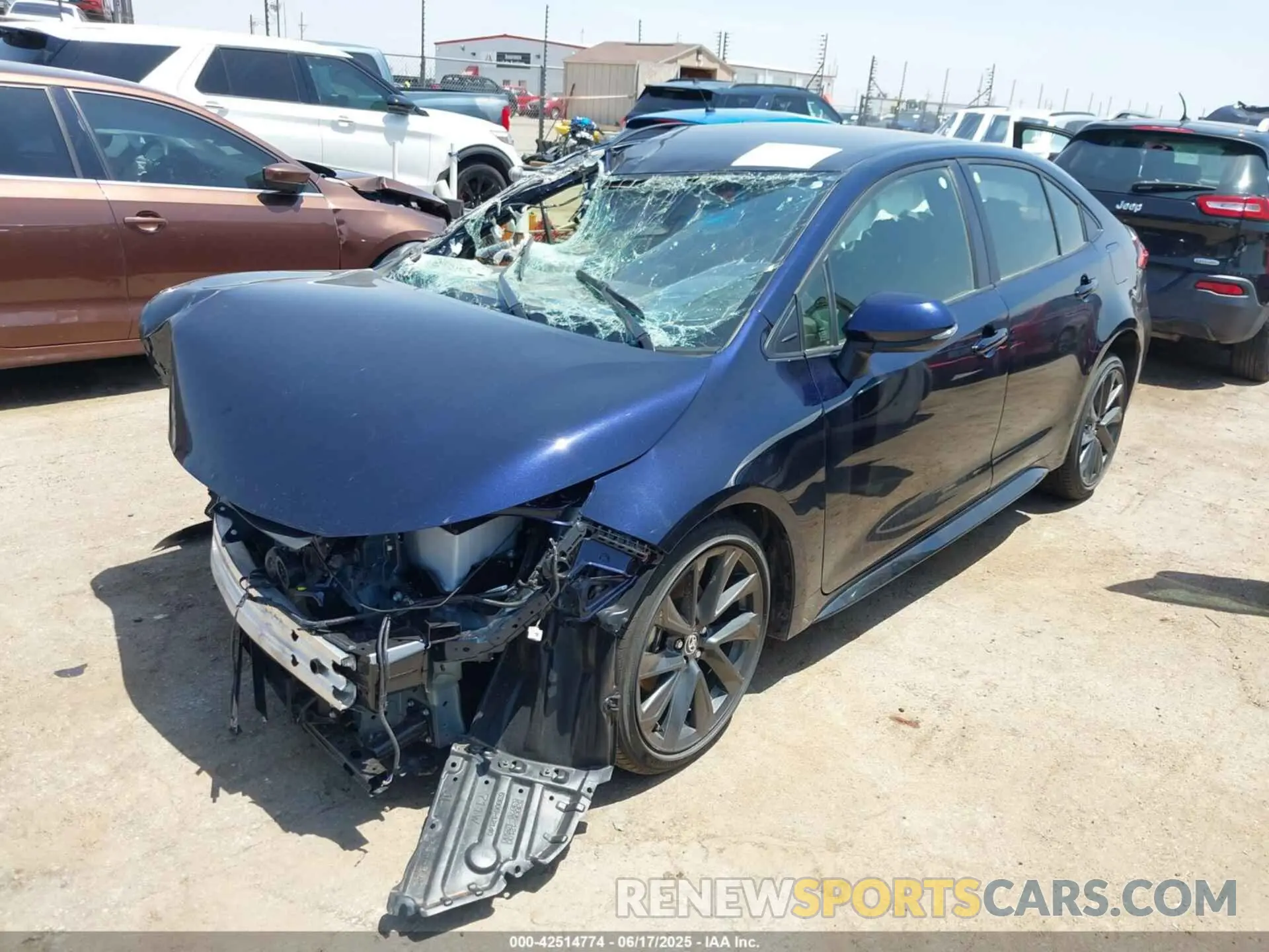 2 fotografías del automóvil dañado JTDBCMFE4S3069320 TOYOTA COROLLA 2025