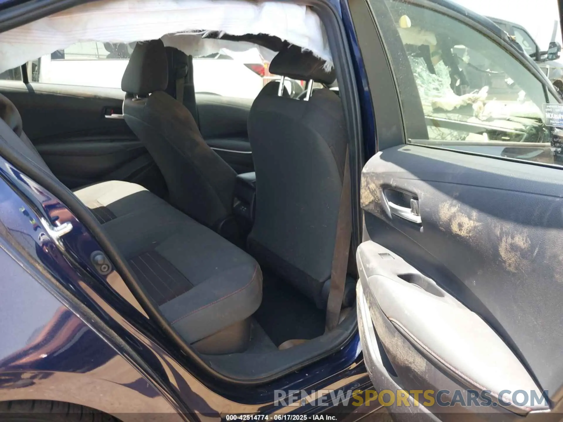 8 fotografías del automóvil dañado JTDBCMFE4S3069320 TOYOTA COROLLA 2025
