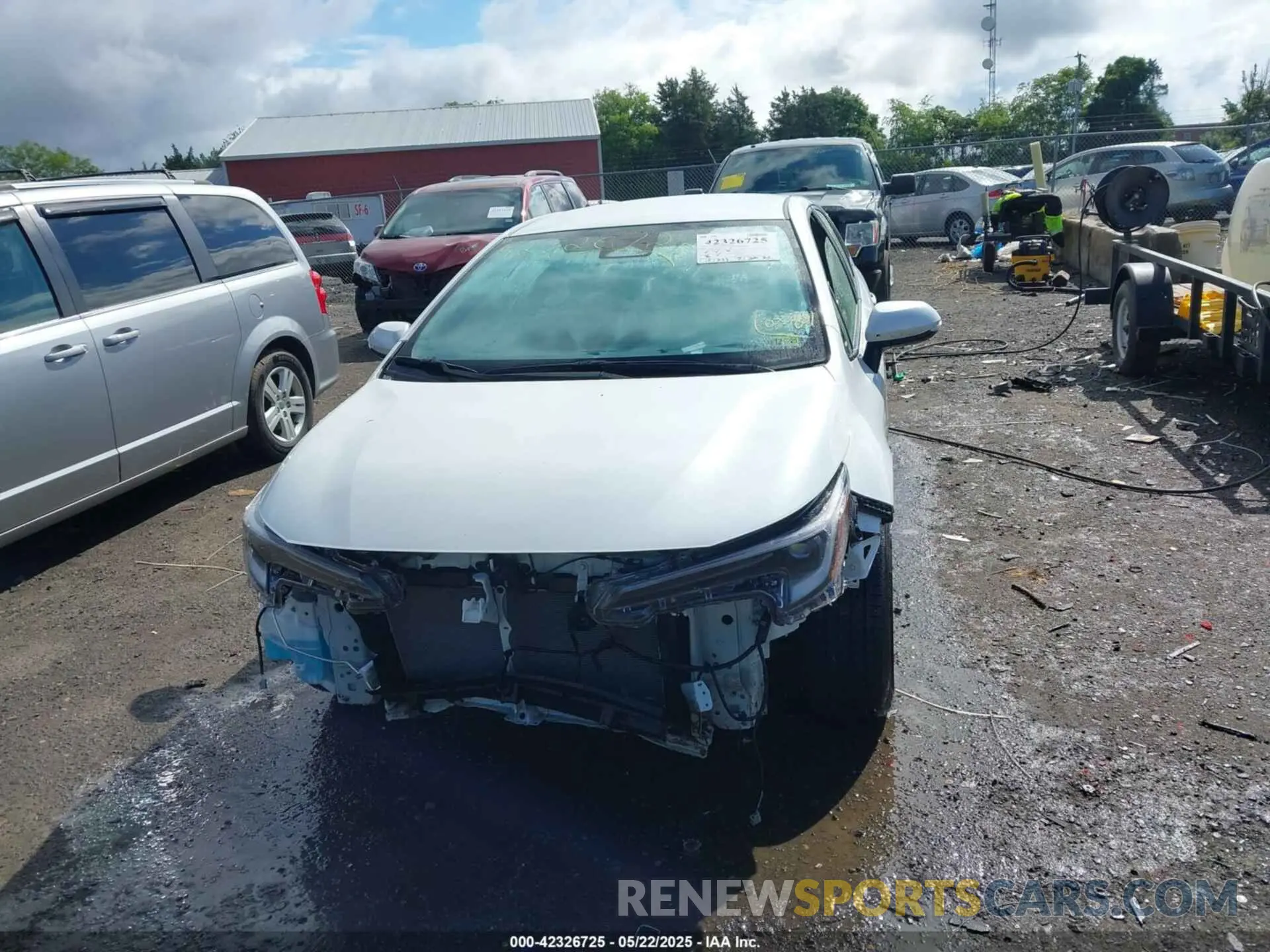 13 fotografías del automóvil dañado JTDBCMFE4S3072881 TOYOTA COROLLA 2025