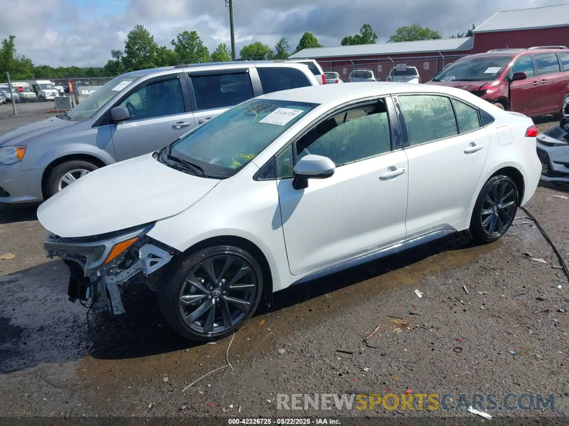 2 fotografías del automóvil dañado JTDBCMFE4S3072881 TOYOTA COROLLA 2025