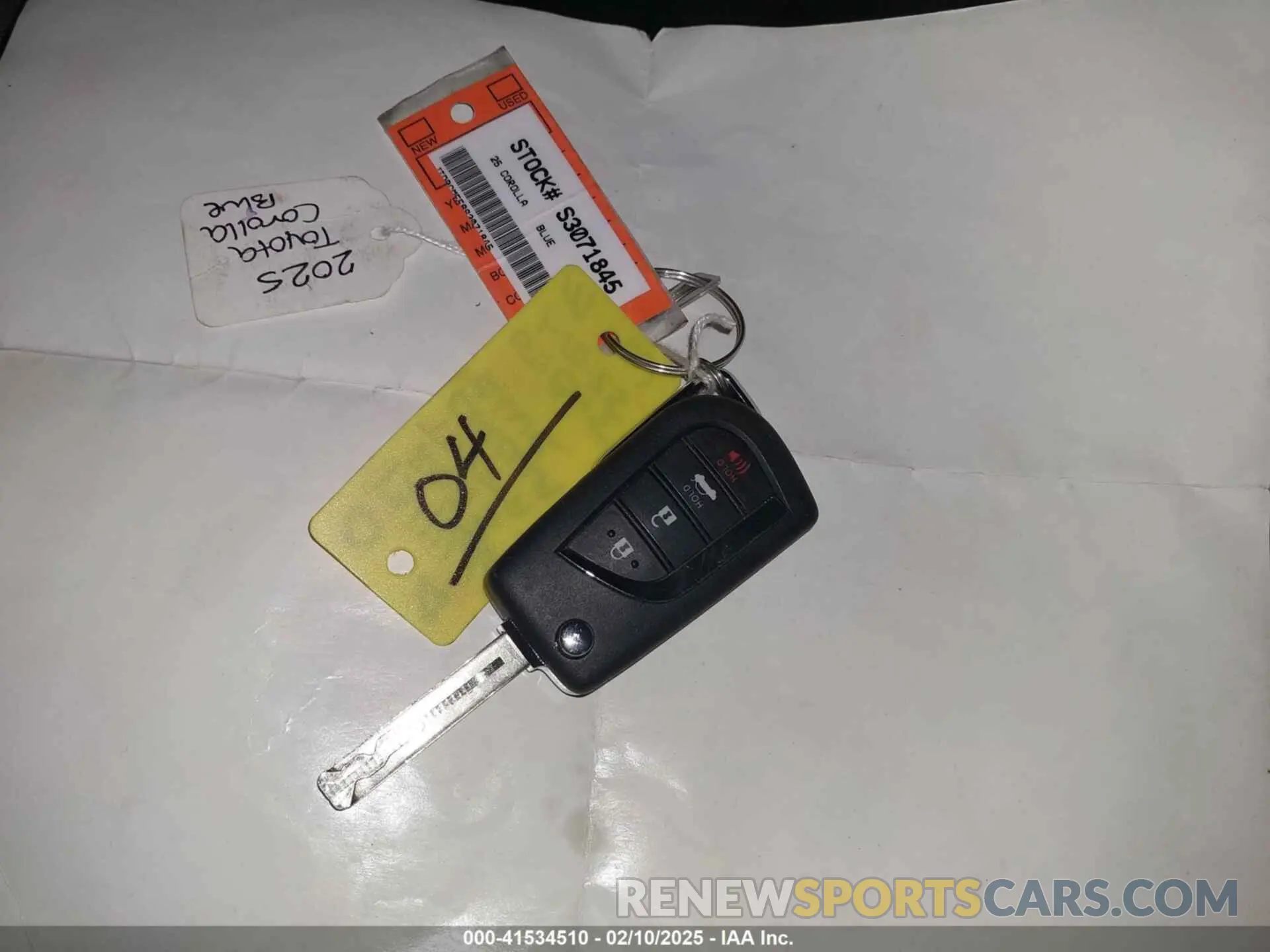 11 fotografías del automóvil dañado JTDBCMFE6S3071845 TOYOTA COROLLA 2025