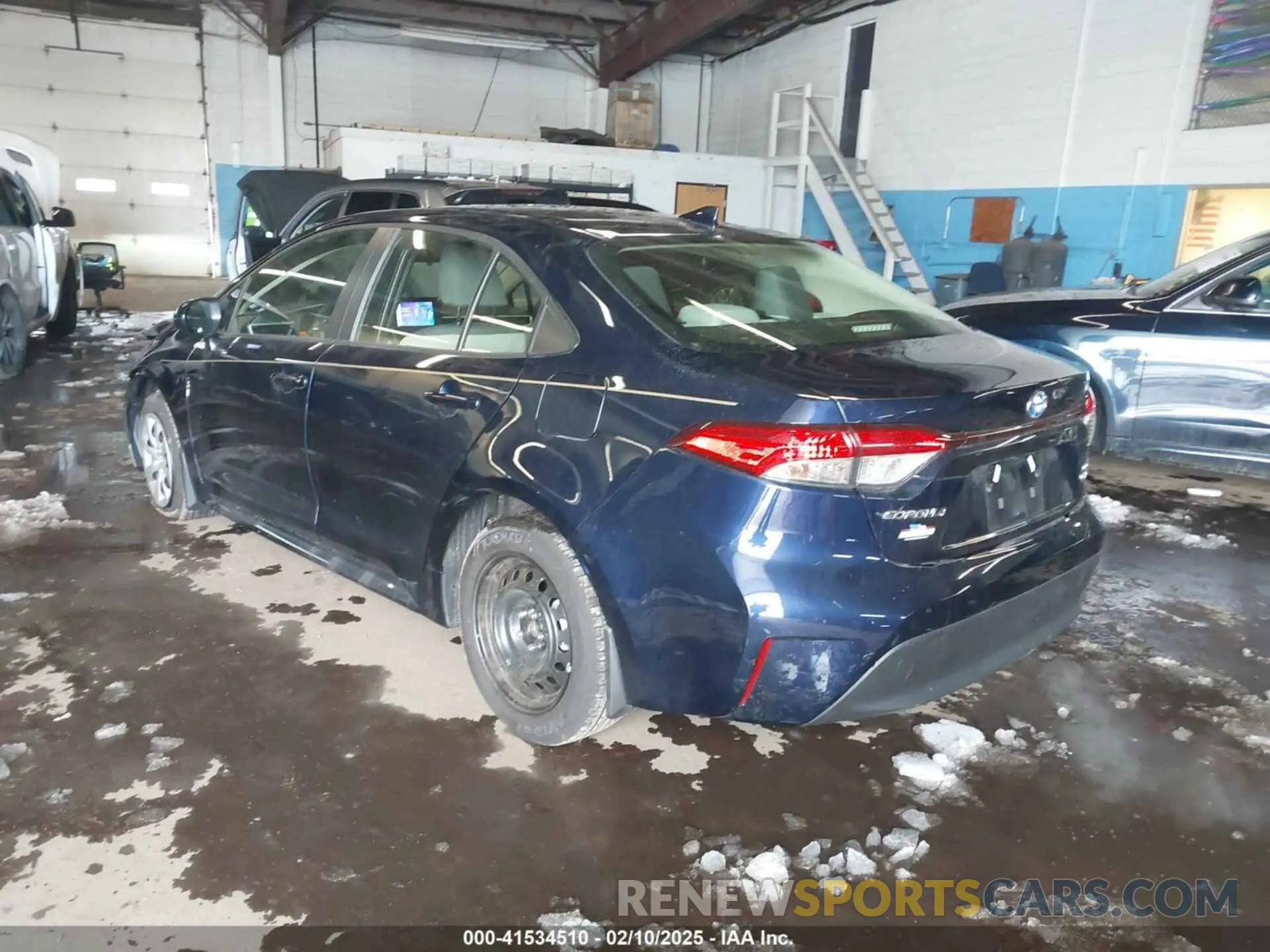 3 fotografías del automóvil dañado JTDBCMFE6S3071845 TOYOTA COROLLA 2025