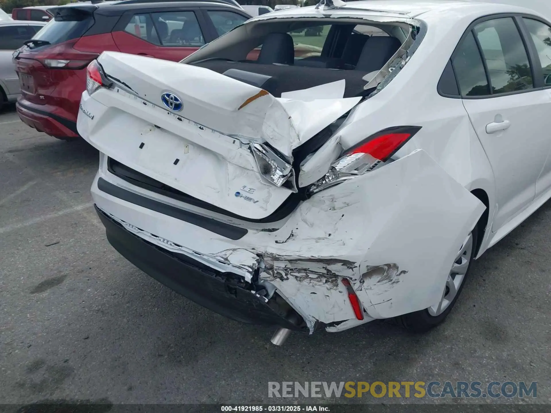 6 fotografías del automóvil dañado JTDBCMFE6S3074311 TOYOTA COROLLA 2025