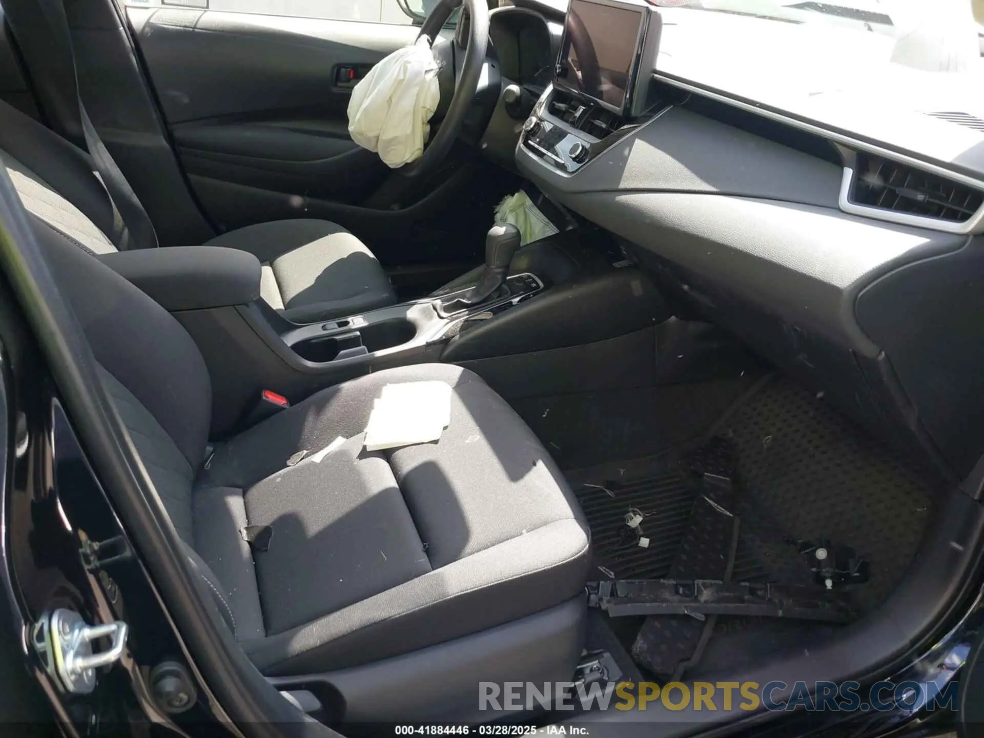 5 fotografías del automóvil dañado JTDBCMFE6S3078133 TOYOTA COROLLA 2025