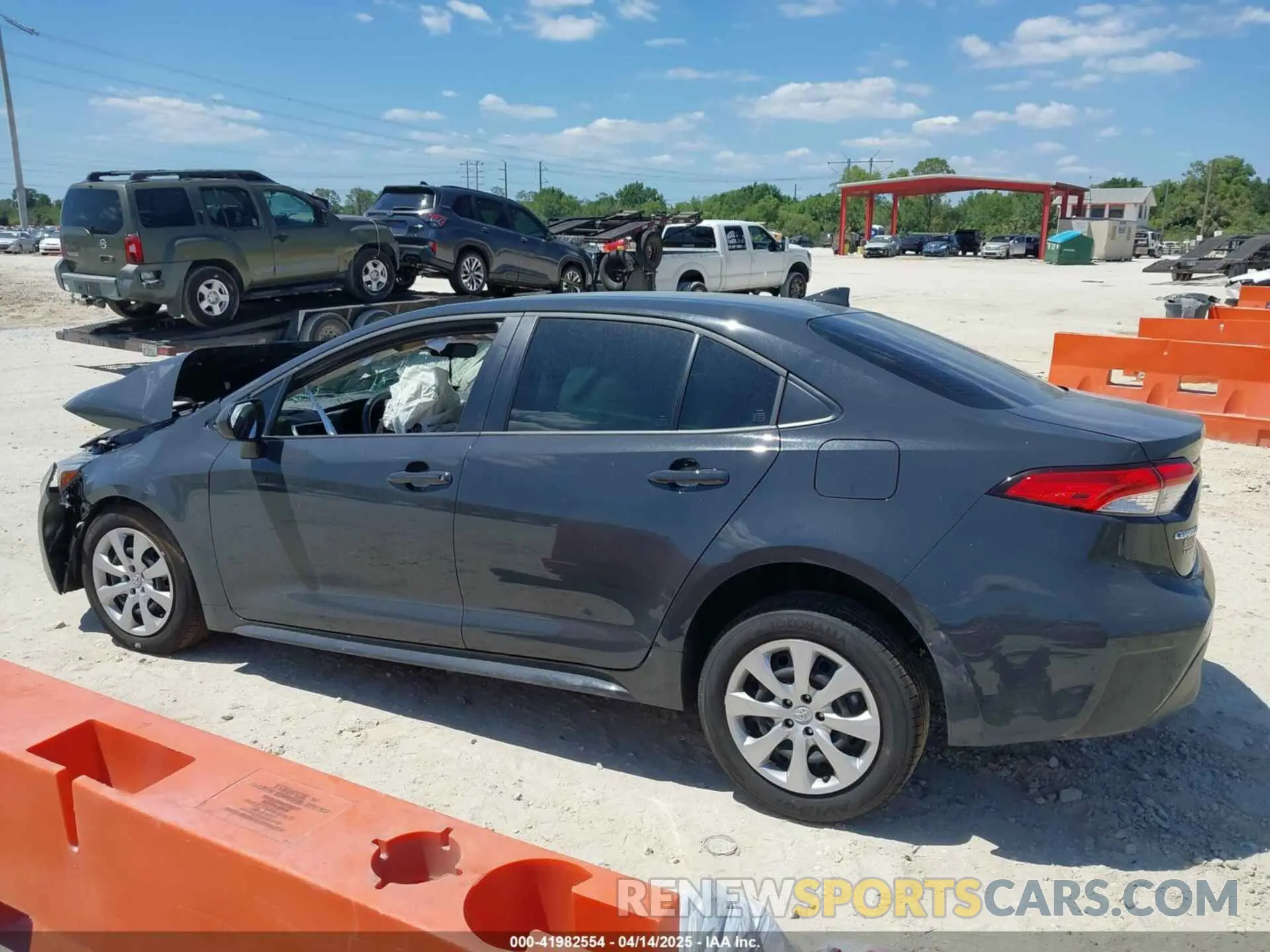 14 fotografías del automóvil dañado JTDBCMFE6S3081209 TOYOTA COROLLA 2025