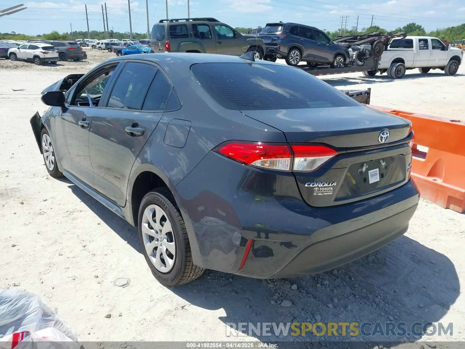 3 fotografías del automóvil dañado JTDBCMFE6S3081209 TOYOTA COROLLA 2025