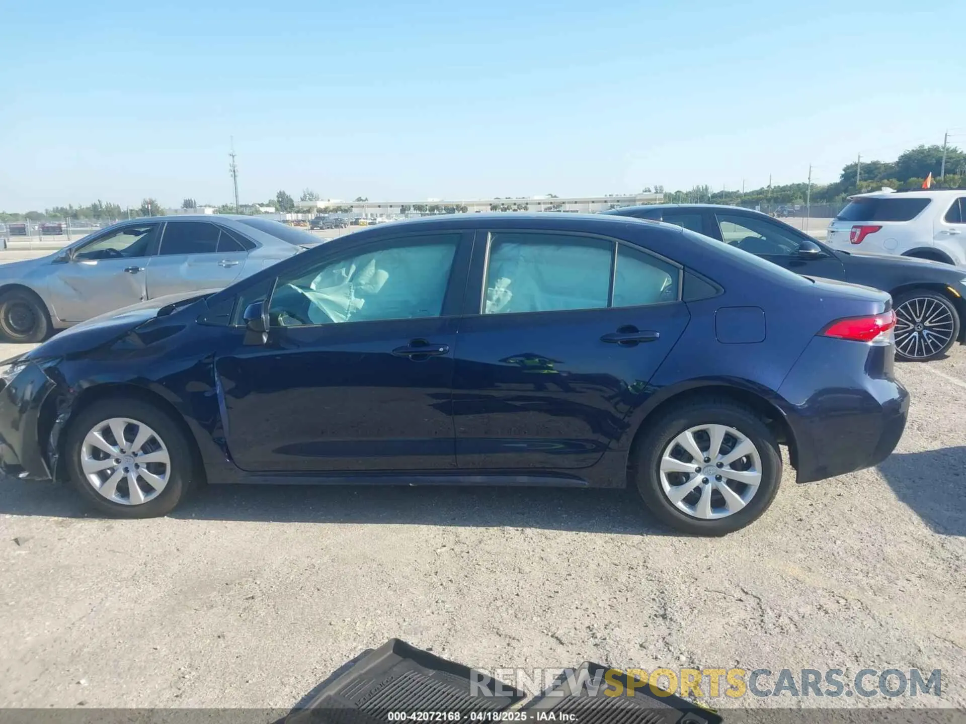 14 fotografías del automóvil dañado JTDBCMFE7S3084913 TOYOTA COROLLA 2025