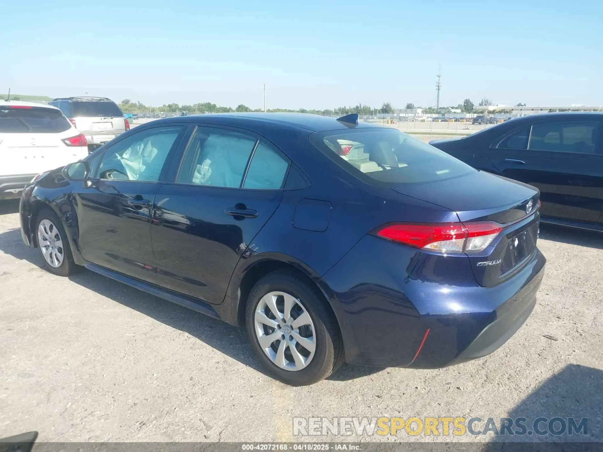 3 fotografías del automóvil dañado JTDBCMFE7S3084913 TOYOTA COROLLA 2025