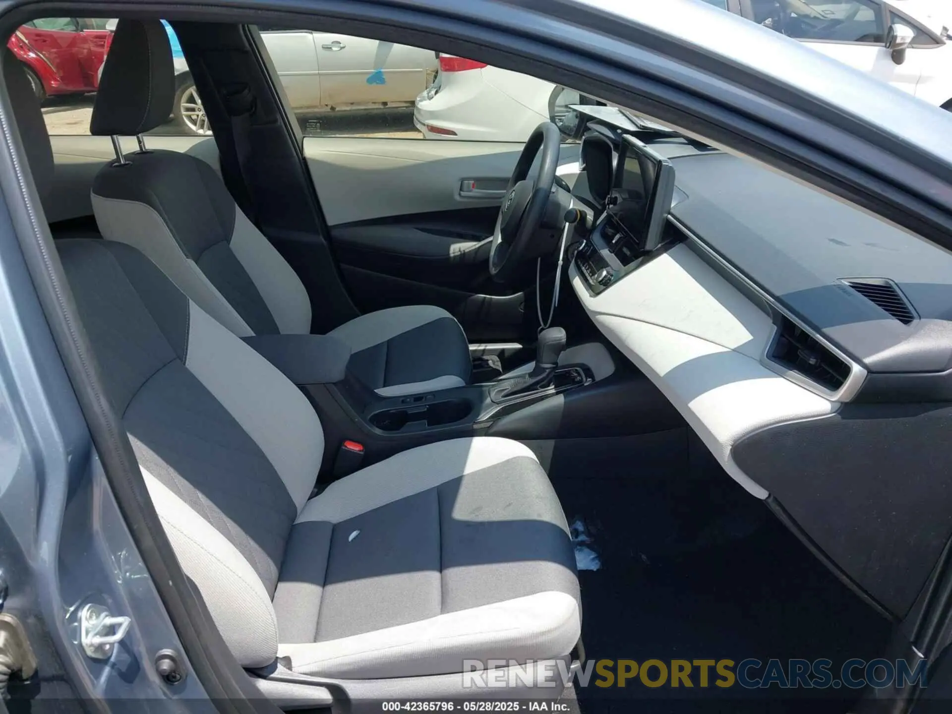 5 fotografías del automóvil dañado JTDBCMFE9S3080264 TOYOTA COROLLA 2025