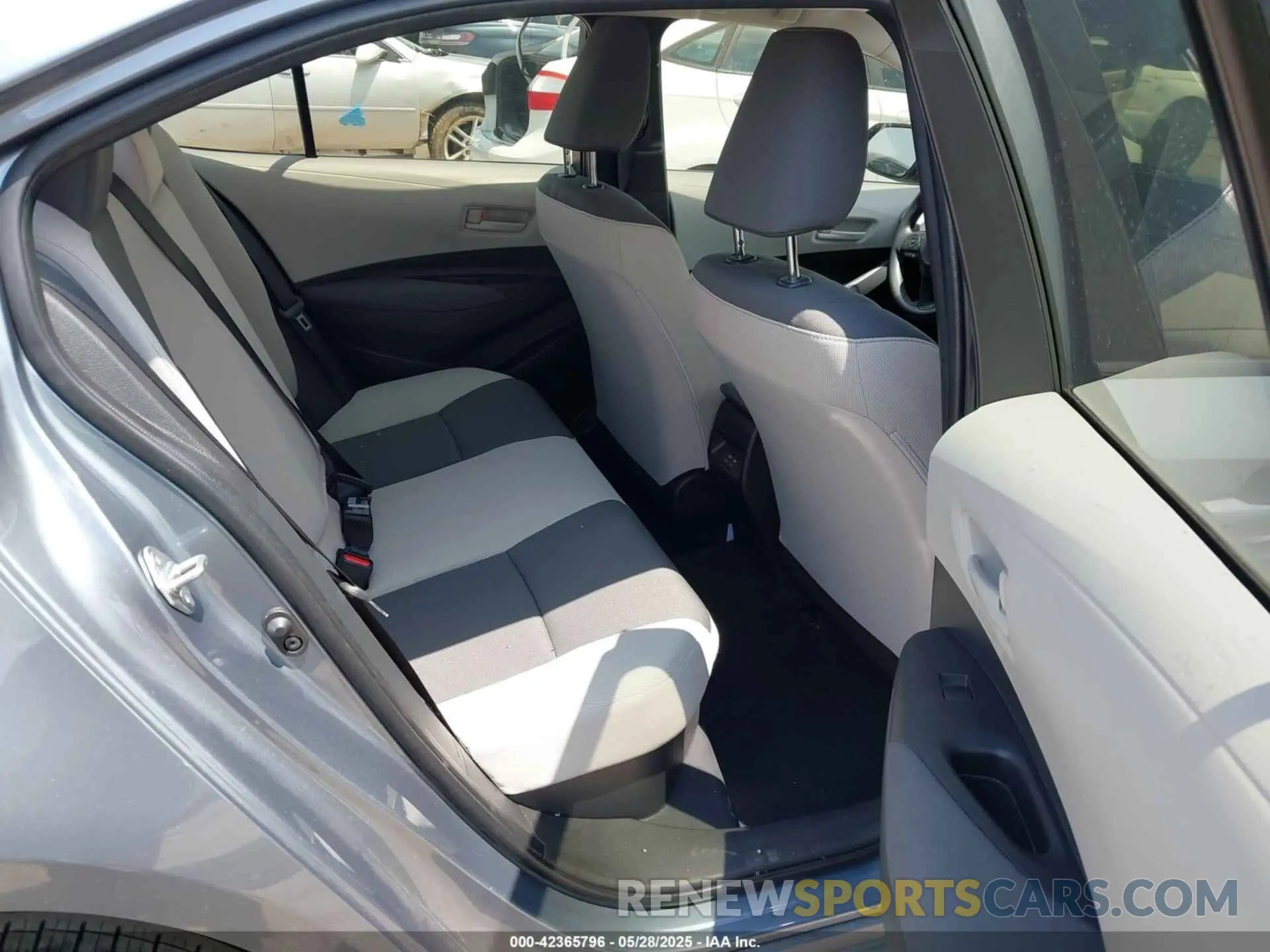 8 fotografías del automóvil dañado JTDBCMFE9S3080264 TOYOTA COROLLA 2025