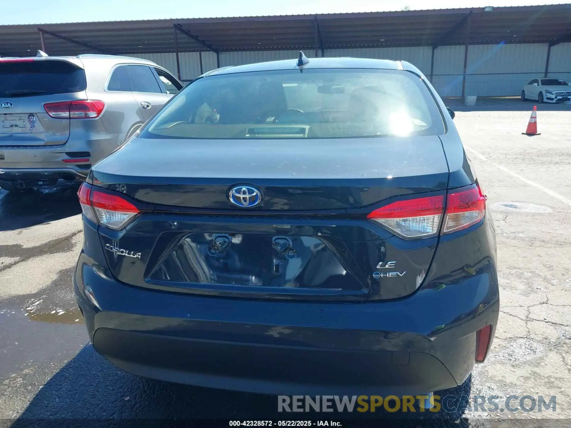 17 fotografías del automóvil dañado JTDBCMFEXS3091659 TOYOTA COROLLA 2025
