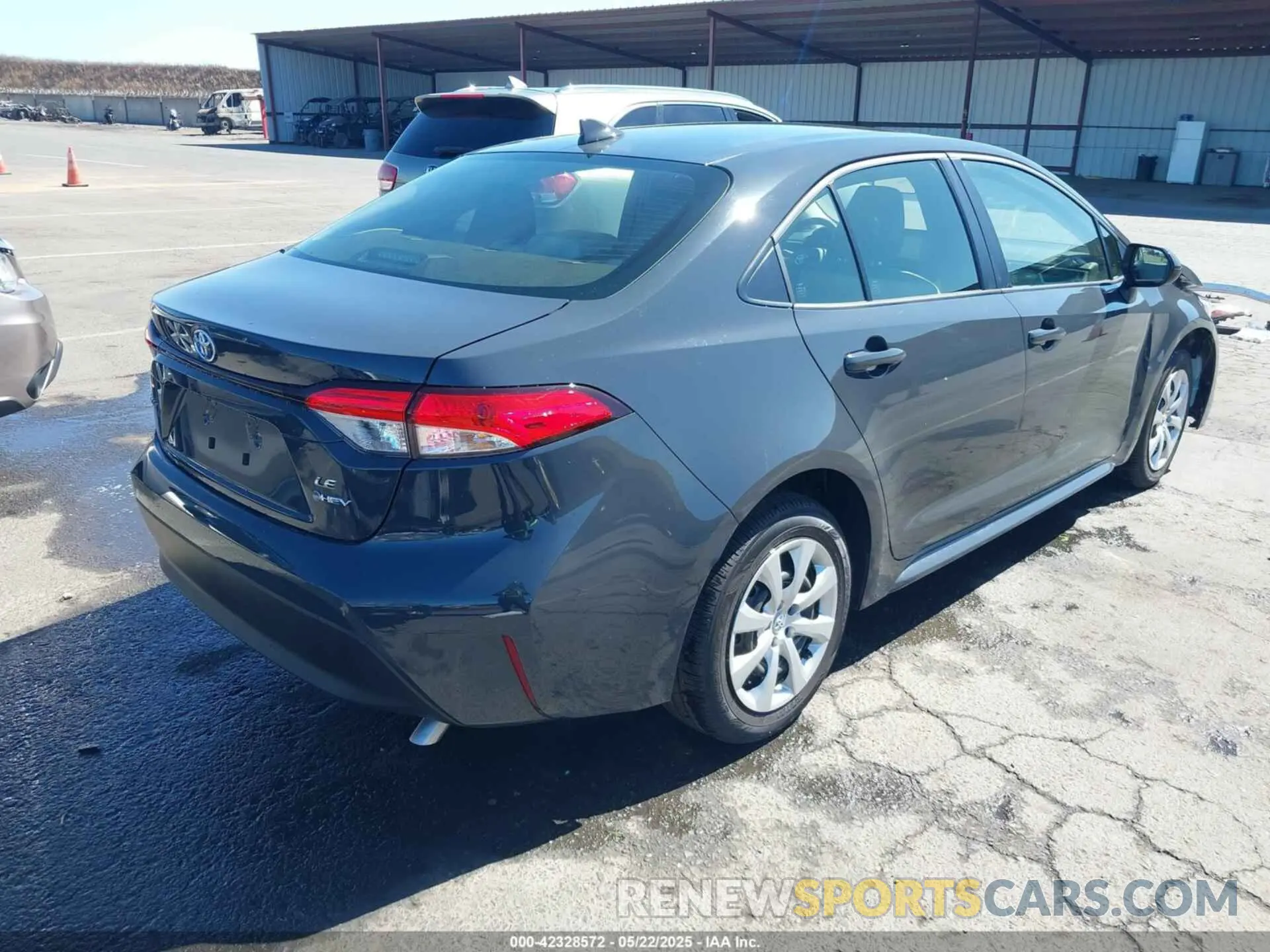4 fotografías del automóvil dañado JTDBCMFEXS3091659 TOYOTA COROLLA 2025