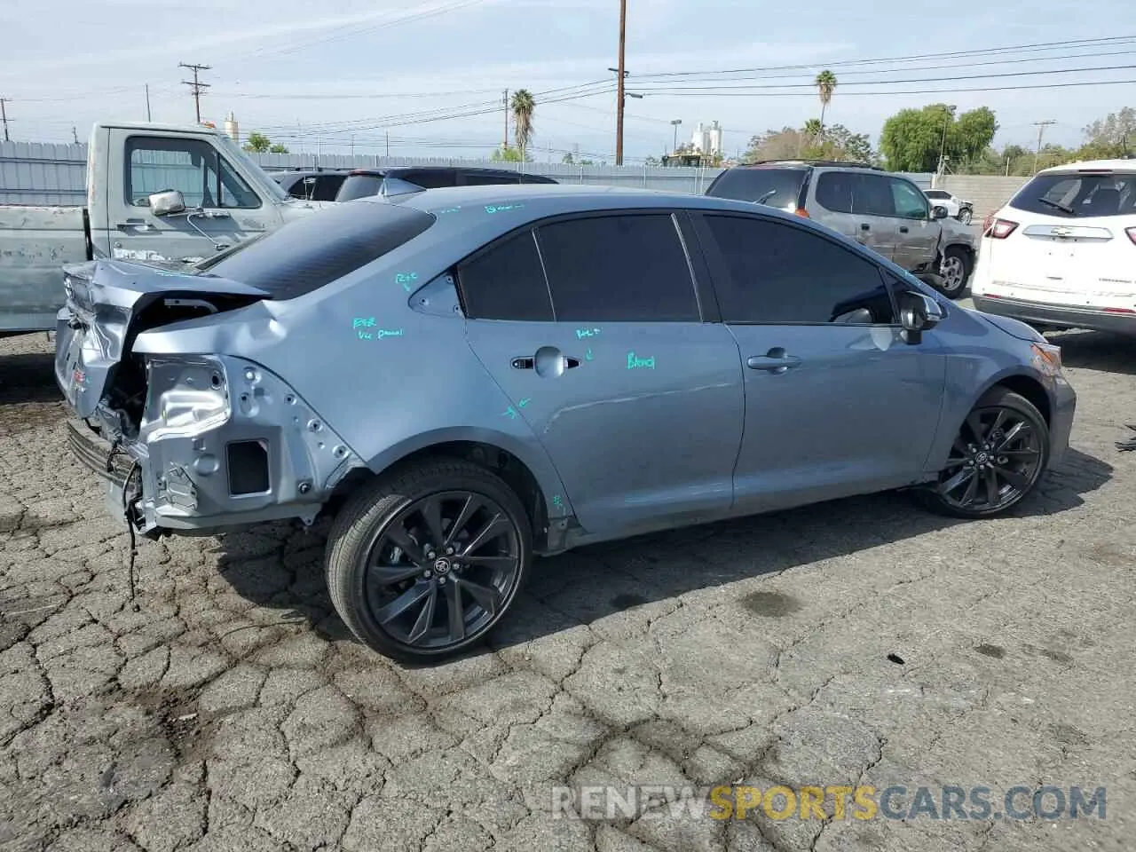3 fotografías del automóvil dañado JTDBCMFEXSJ039895 TOYOTA COROLLA 2025