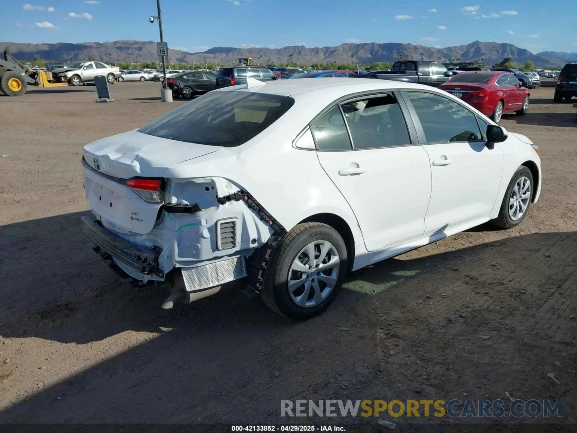 4 fotografías del automóvil dañado JTDBCMFEXSJ042912 TOYOTA COROLLA 2025
