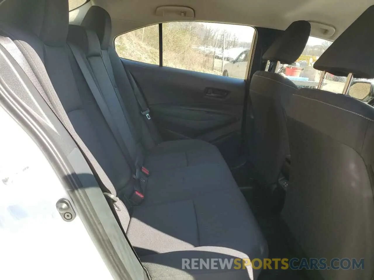 10 fotografías del automóvil dañado JTDBDMHE0S3017452 TOYOTA COROLLA 2025
