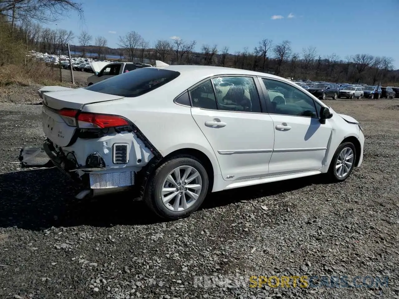 3 fotografías del automóvil dañado JTDBDMHE0S3017452 TOYOTA COROLLA 2025