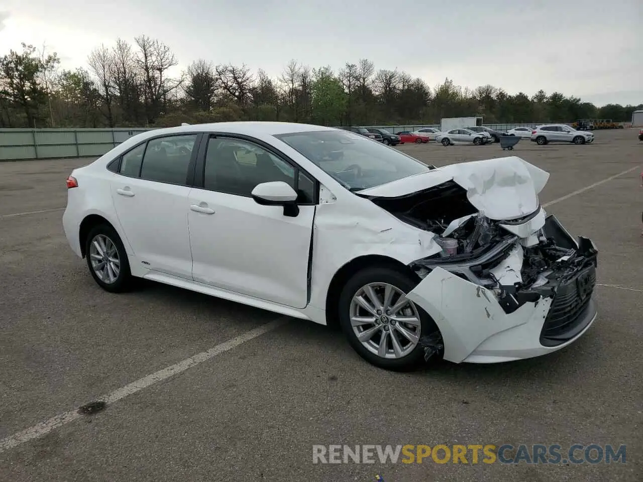 4 fotografías del automóvil dañado JTDBDMHE4SJ011696 TOYOTA COROLLA 2025