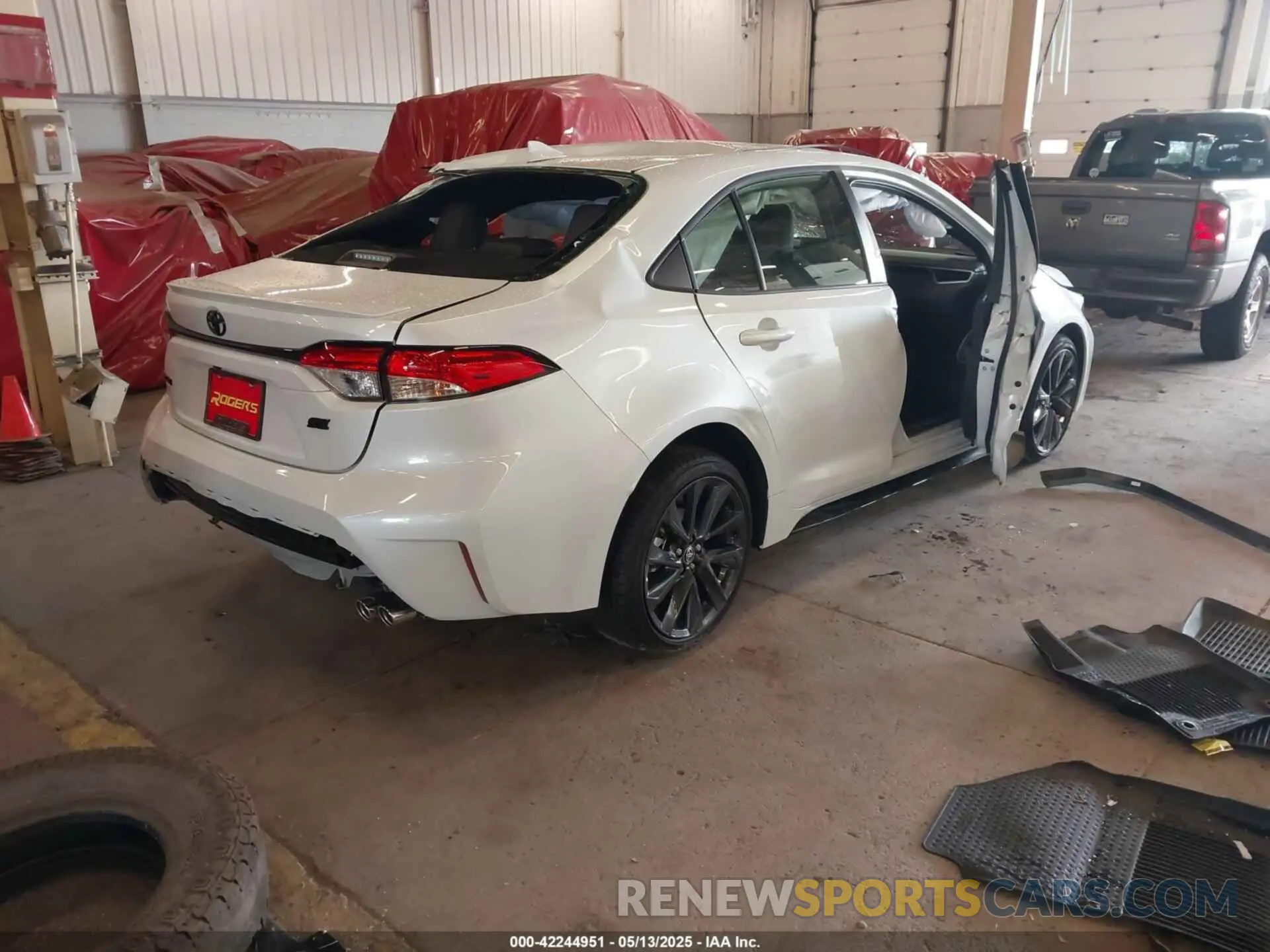 4 fotografías del automóvil dañado JTDS4MCE2SJ108564 TOYOTA COROLLA 2025