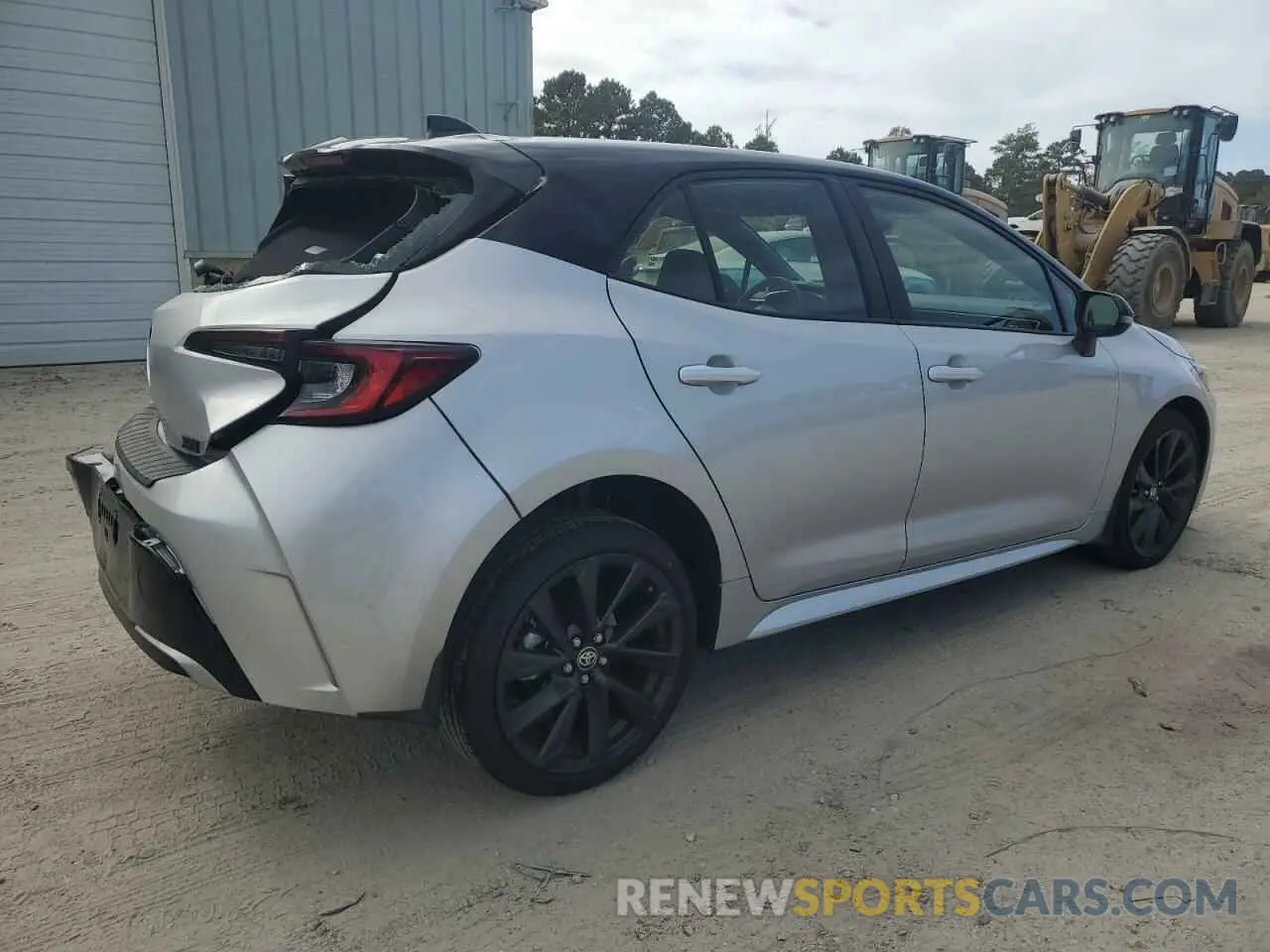3 fotografías del automóvil dañado JTNC4MBE9S3235415 TOYOTA COROLLA 2025