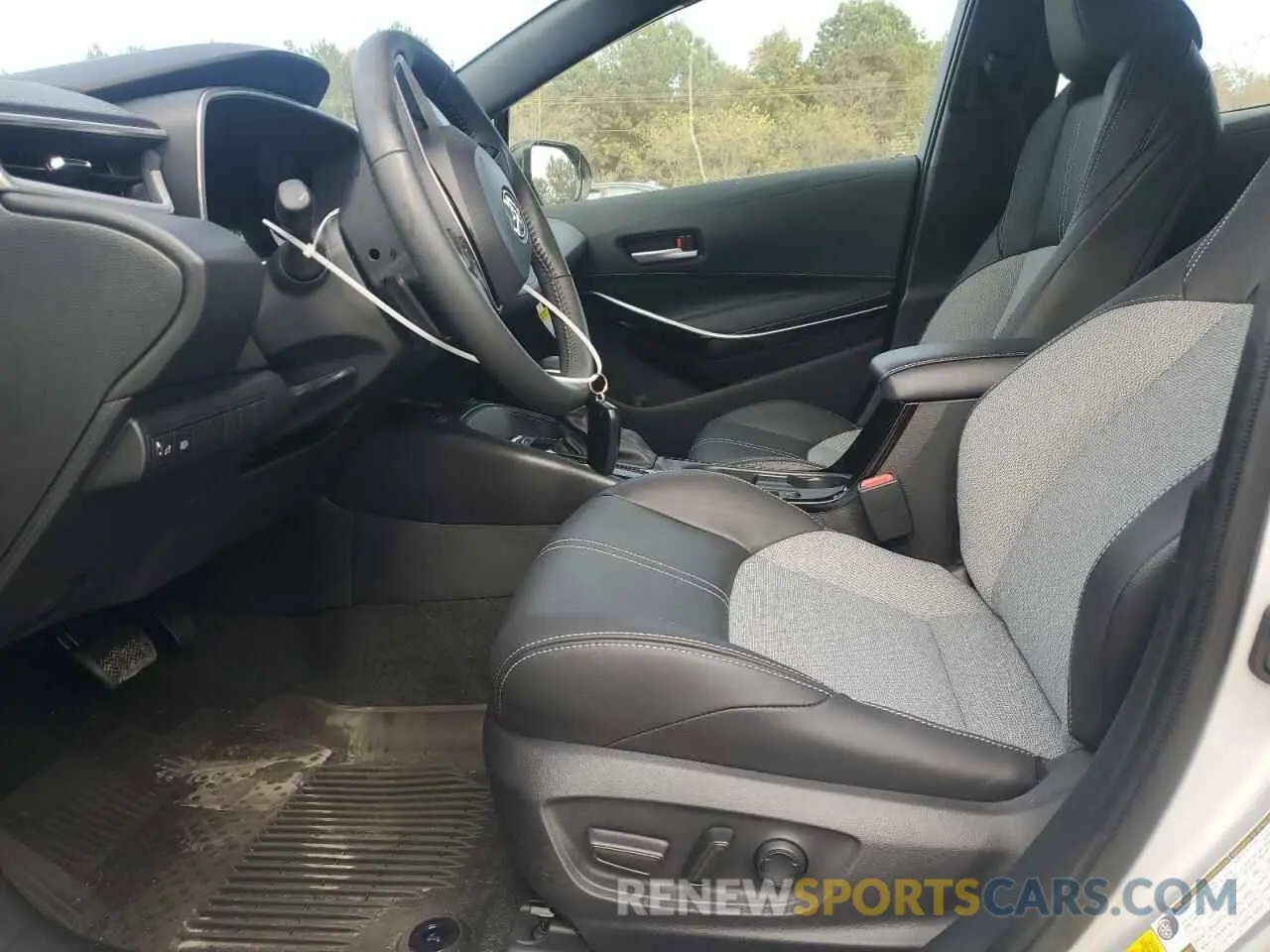 7 fotografías del automóvil dañado JTNC4MBE9S3235415 TOYOTA COROLLA 2025