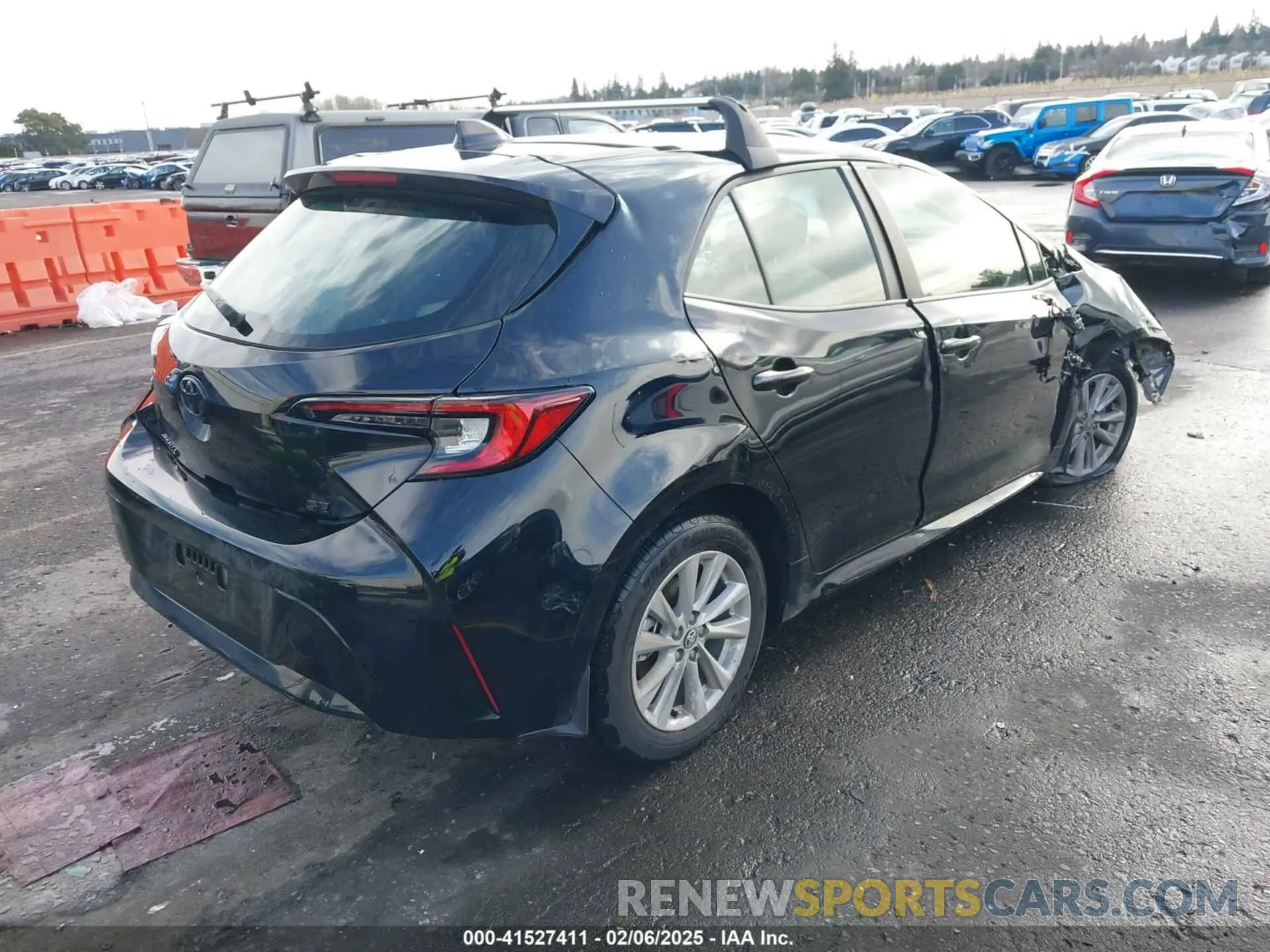 4 fotografías del automóvil dañado JTND4MBE0S3239051 TOYOTA COROLLA 2025