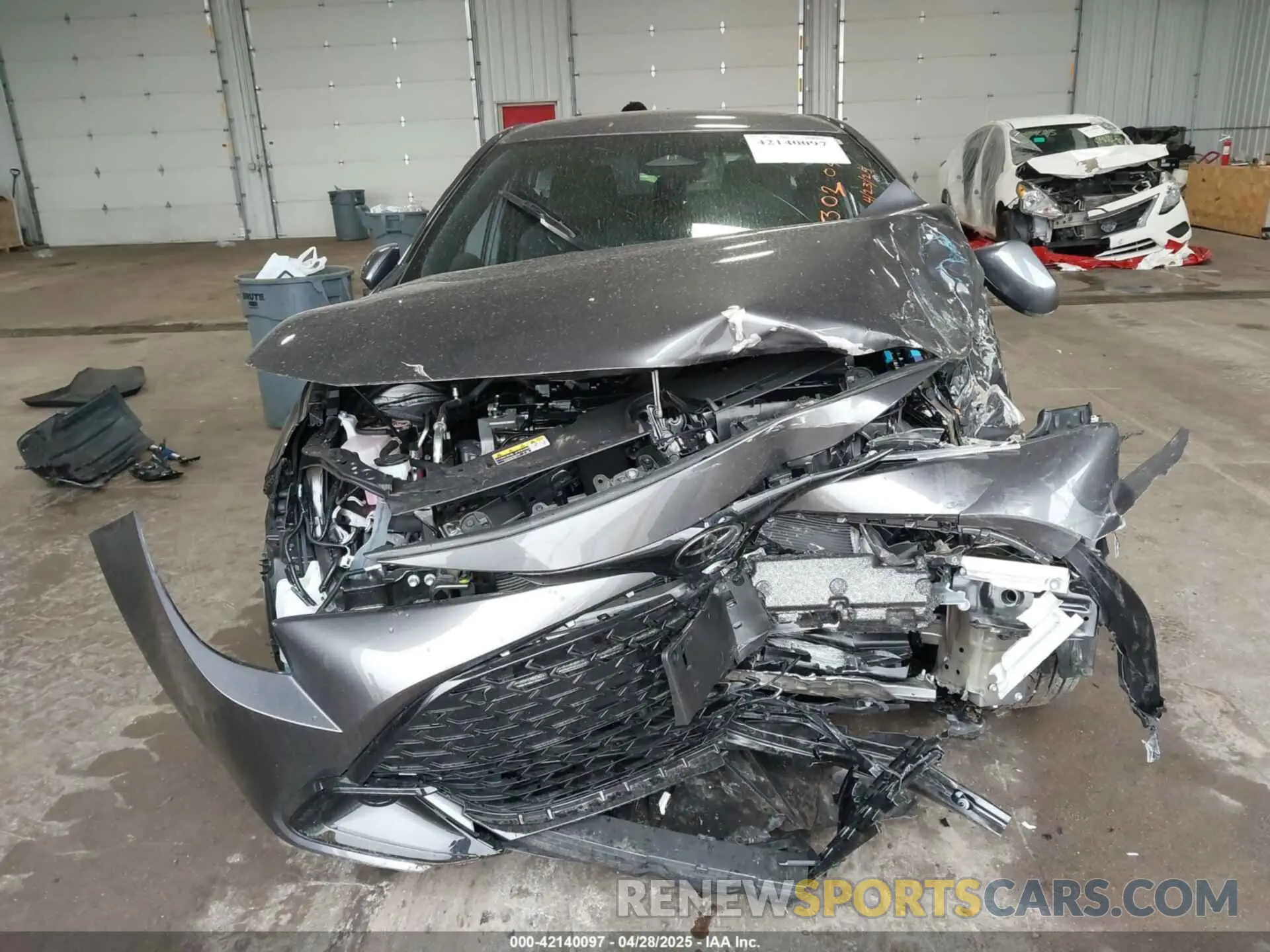 11 fotografías del automóvil dañado JTND4MBE6S3233741 TOYOTA COROLLA 2025