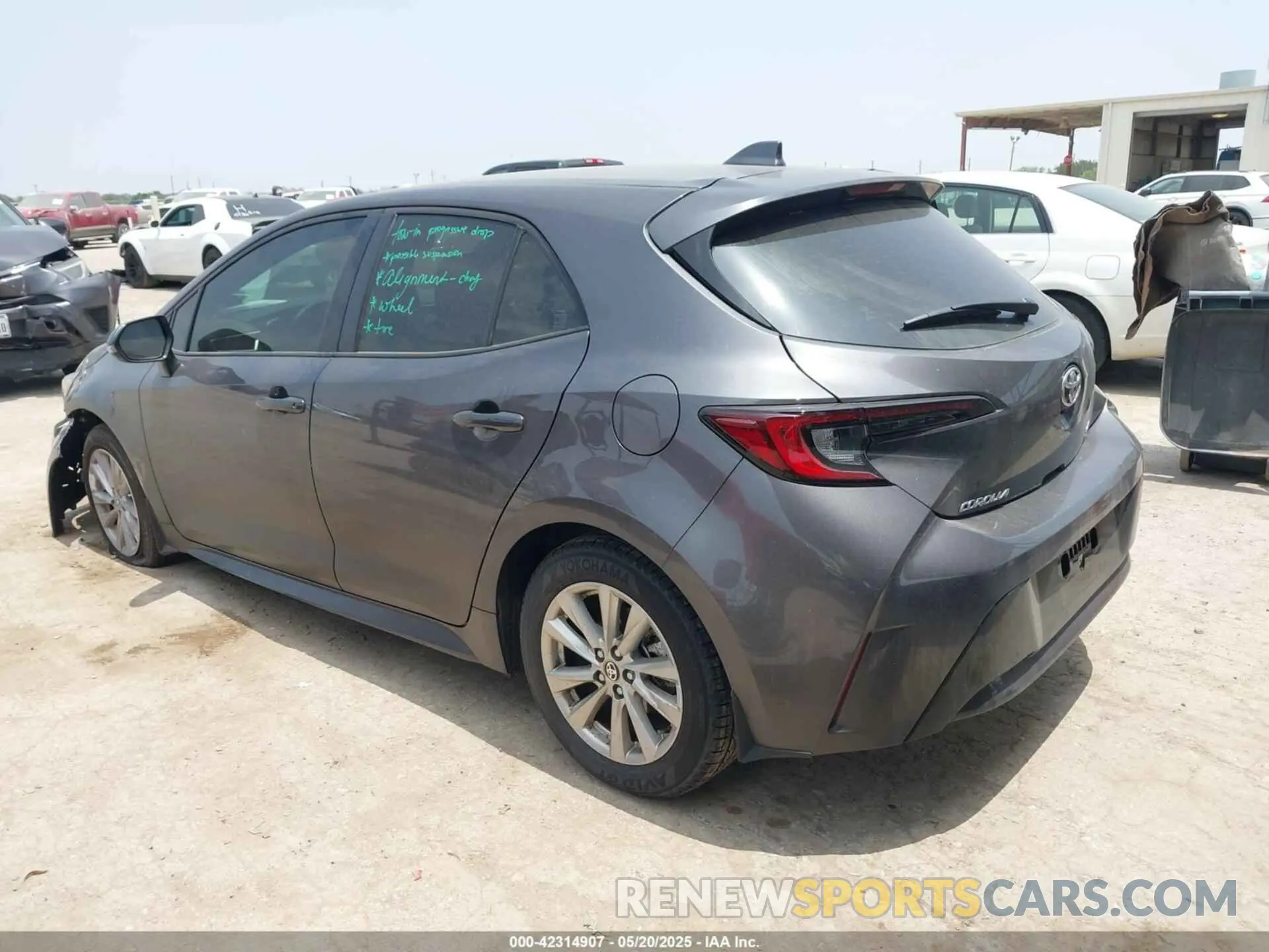 3 fotografías del automóvil dañado JTND4MBE6S3241970 TOYOTA COROLLA 2025