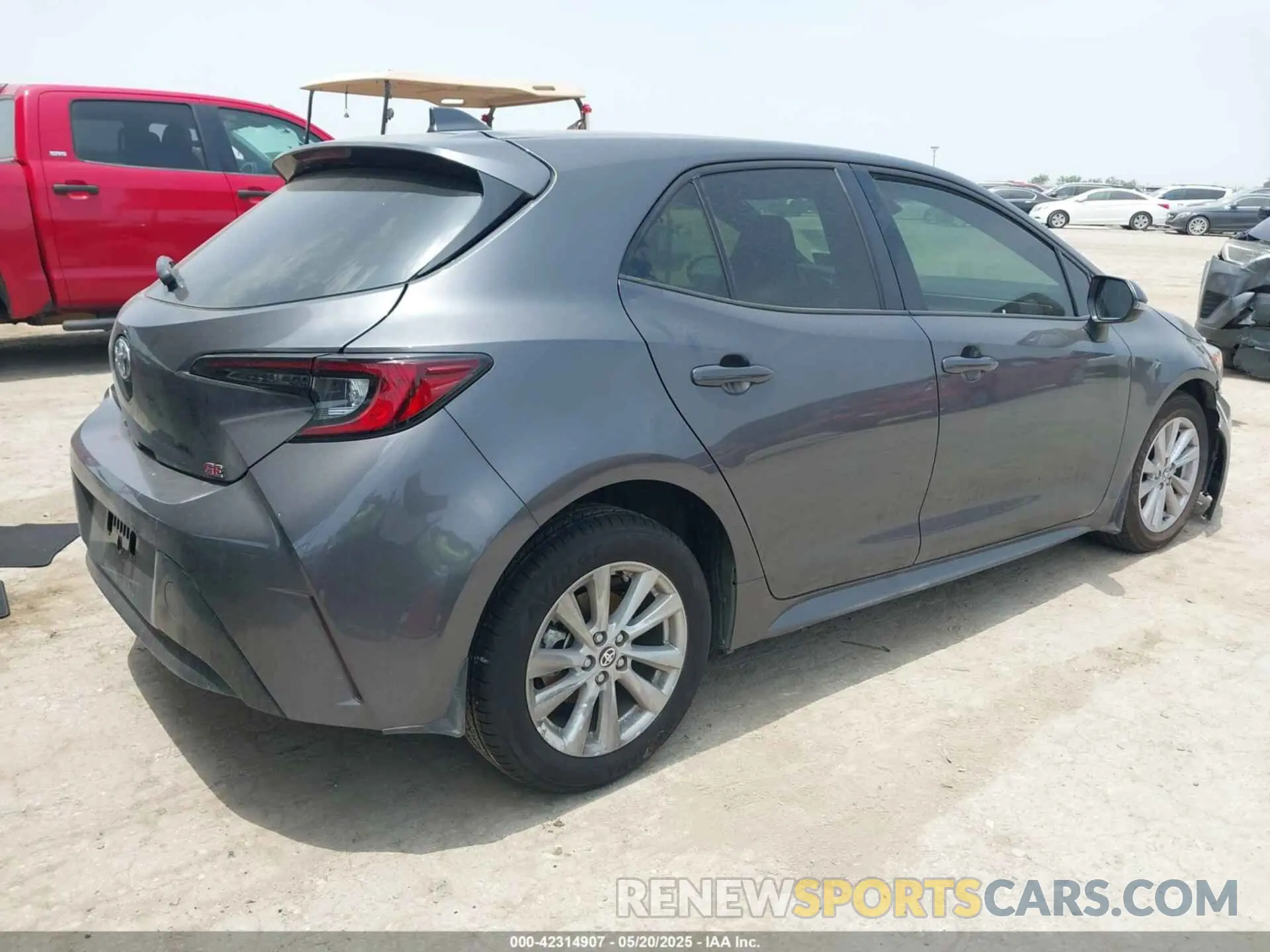 4 fotografías del automóvil dañado JTND4MBE6S3241970 TOYOTA COROLLA 2025