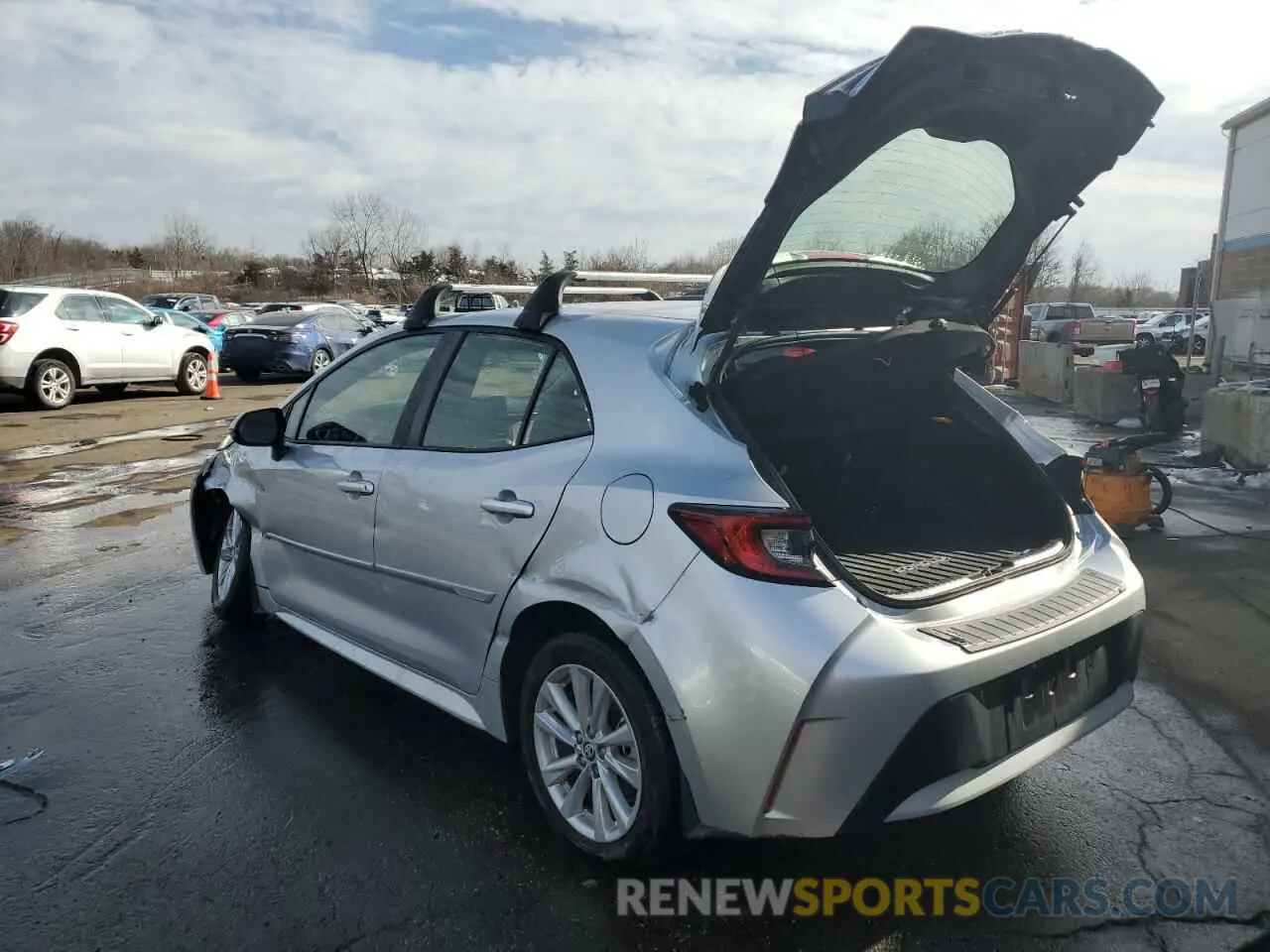 2 fotografías del automóvil dañado JTND4MBEXS3233550 TOYOTA COROLLA 2025