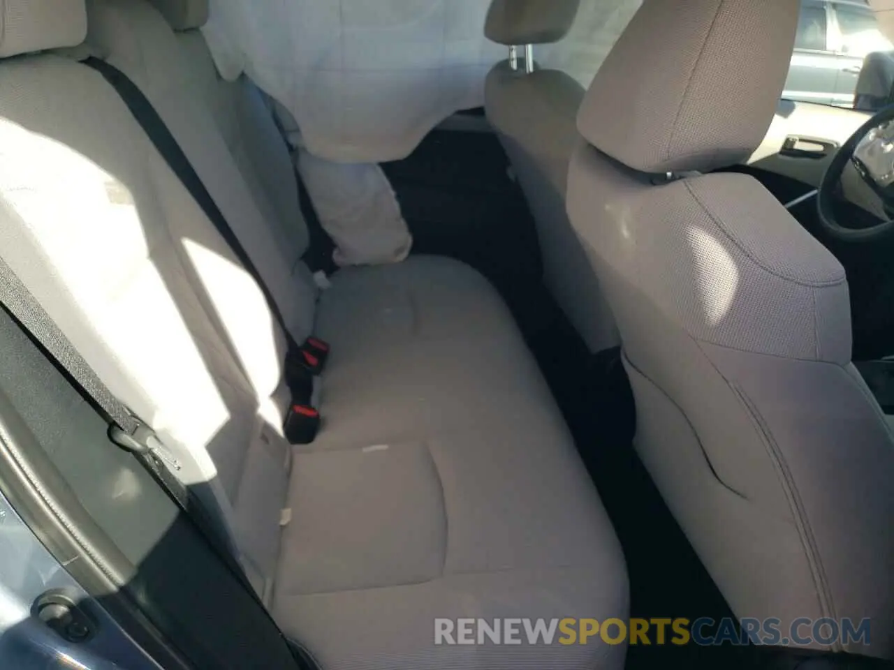 10 fotografías del automóvil dañado 7MUAAAAG6NV008875 TOYOTA COROLLA CR 2022