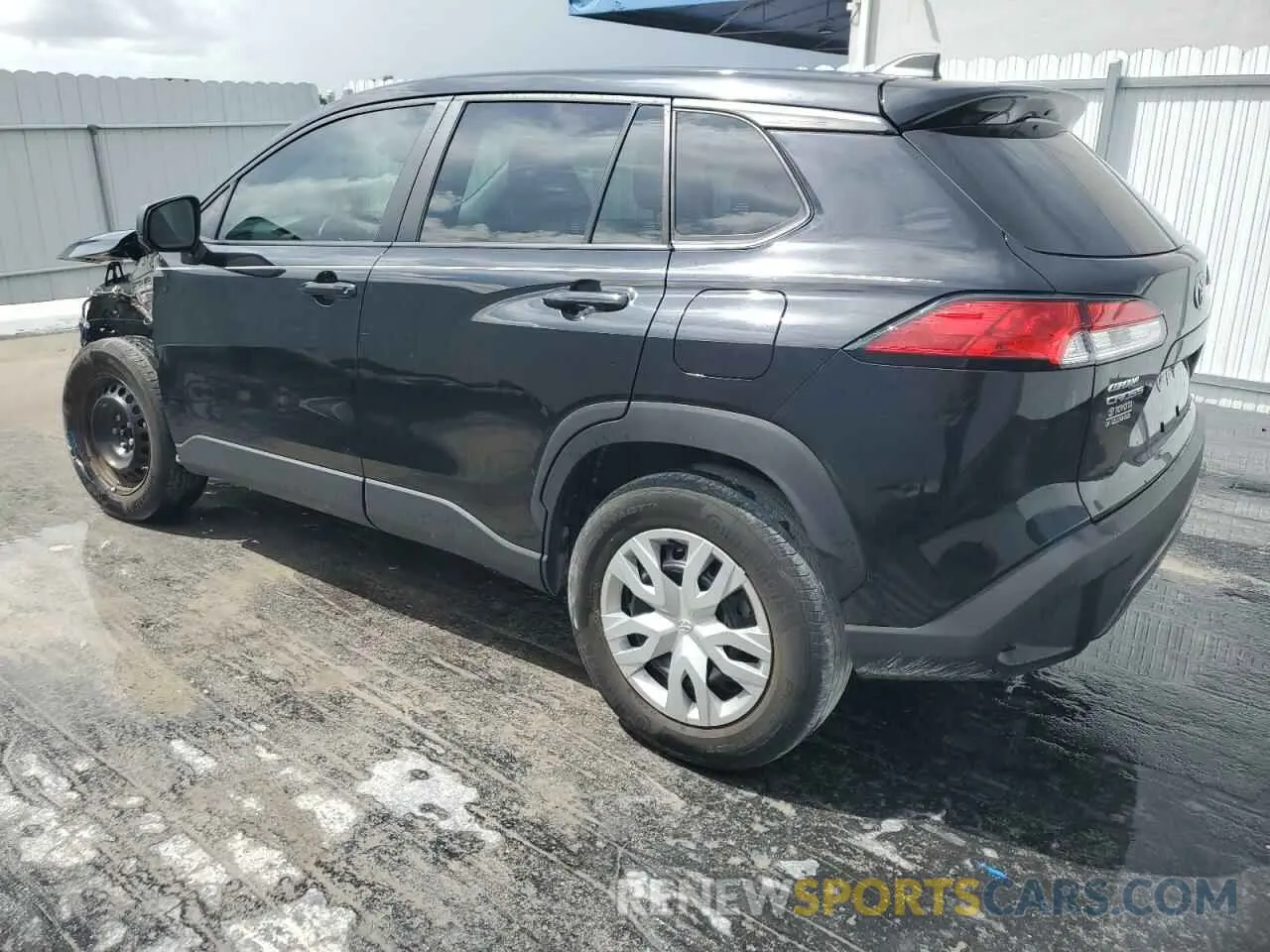 2 fotografías del automóvil dañado 7MUAAAAGXNV006451 TOYOTA COROLLA CR 2022