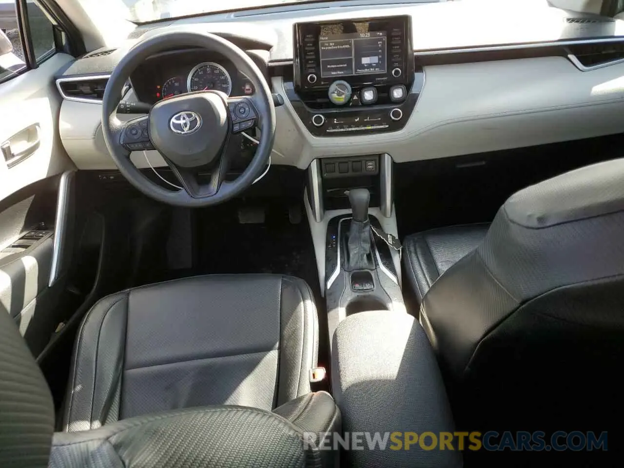 8 fotografías del automóvil dañado 7MUAAABG8NV018256 TOYOTA COROLLA CR 2022