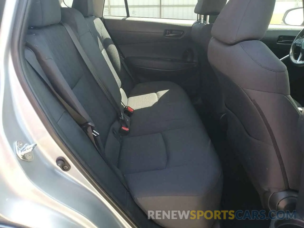 11 fotografías del automóvil dañado 7MUBAAAG2NV002138 TOYOTA COROLLA CR 2022