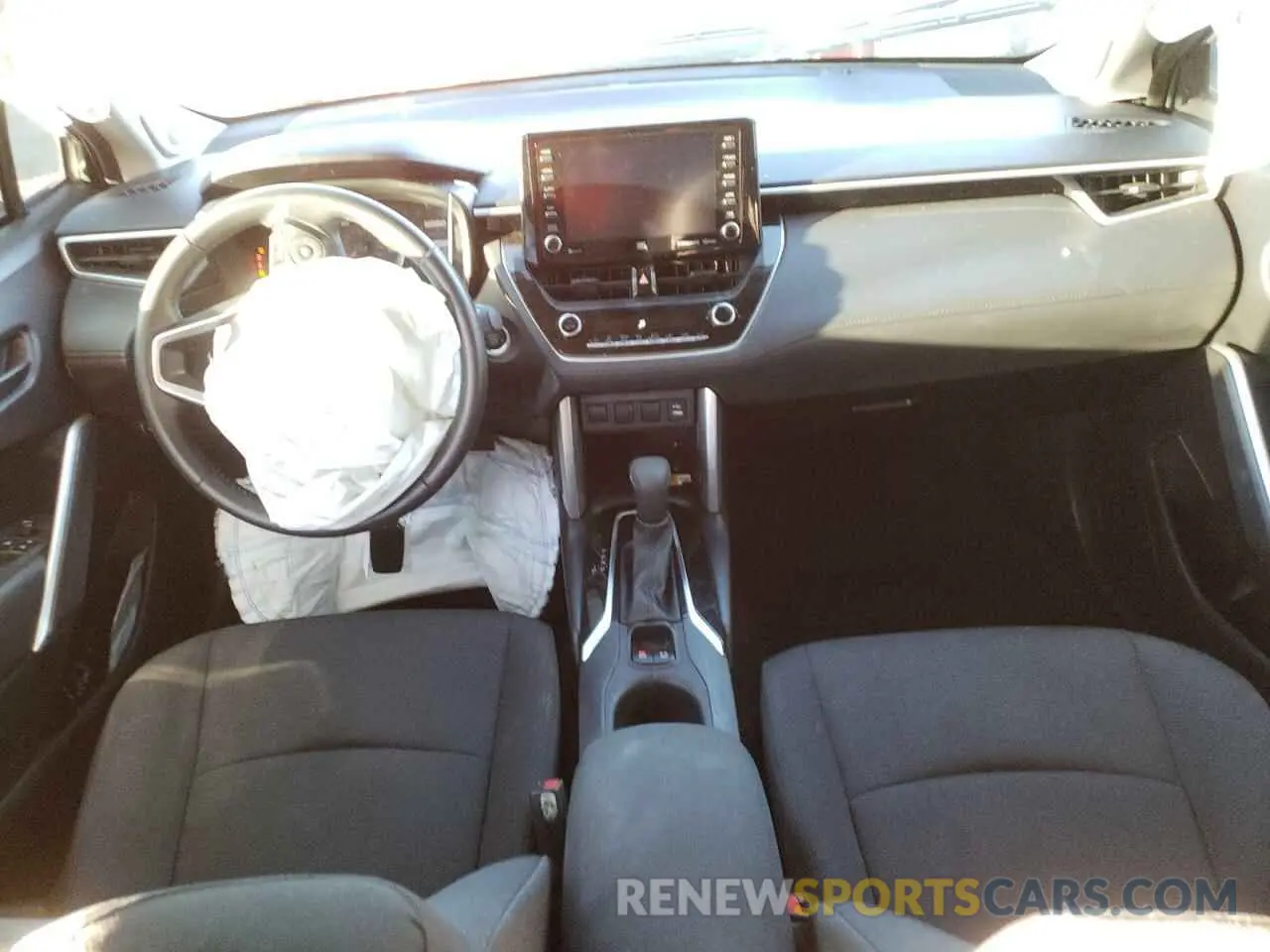 8 fotografías del automóvil dañado 7MUBAAAG4NV002500 TOYOTA COROLLA CR 2022