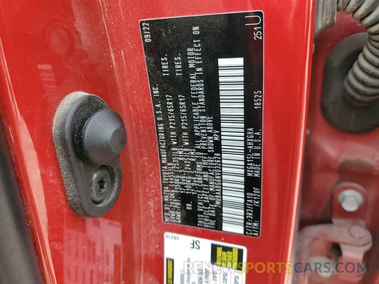 15 fotografías del automóvil dañado 7MUBAABG6NV032628 TOYOTA COROLLA CR 2022