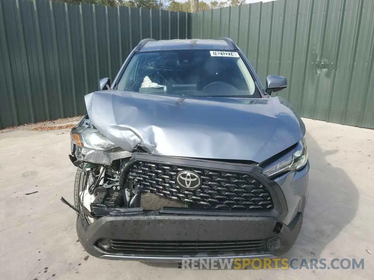 5 fotografías del automóvil dañado 7MUCAAAG1NV023339 TOYOTA COROLLA CR 2022