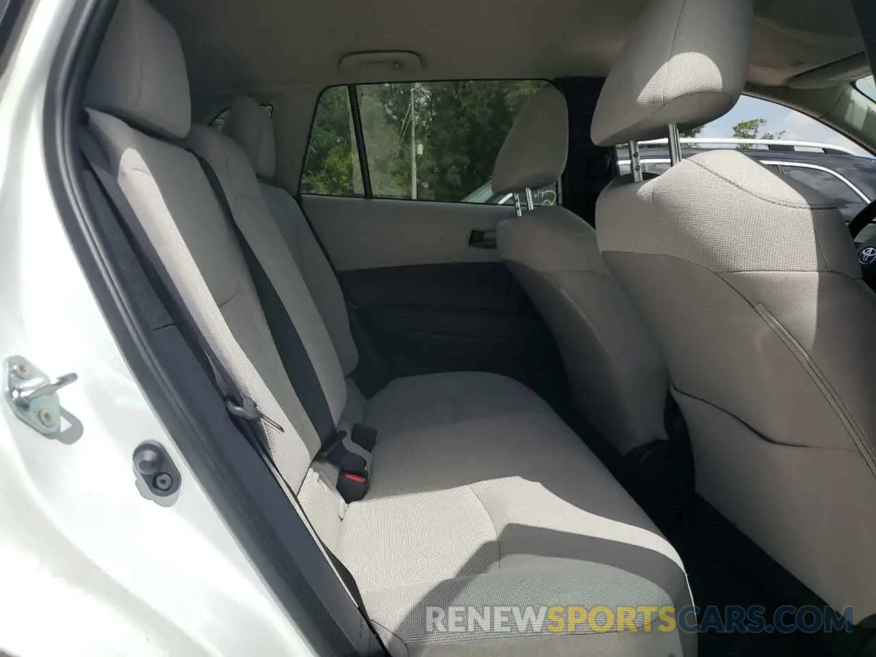 6 fotografías del automóvil dañado 7MUCAAAG4NV003814 TOYOTA COROLLA CR 2022