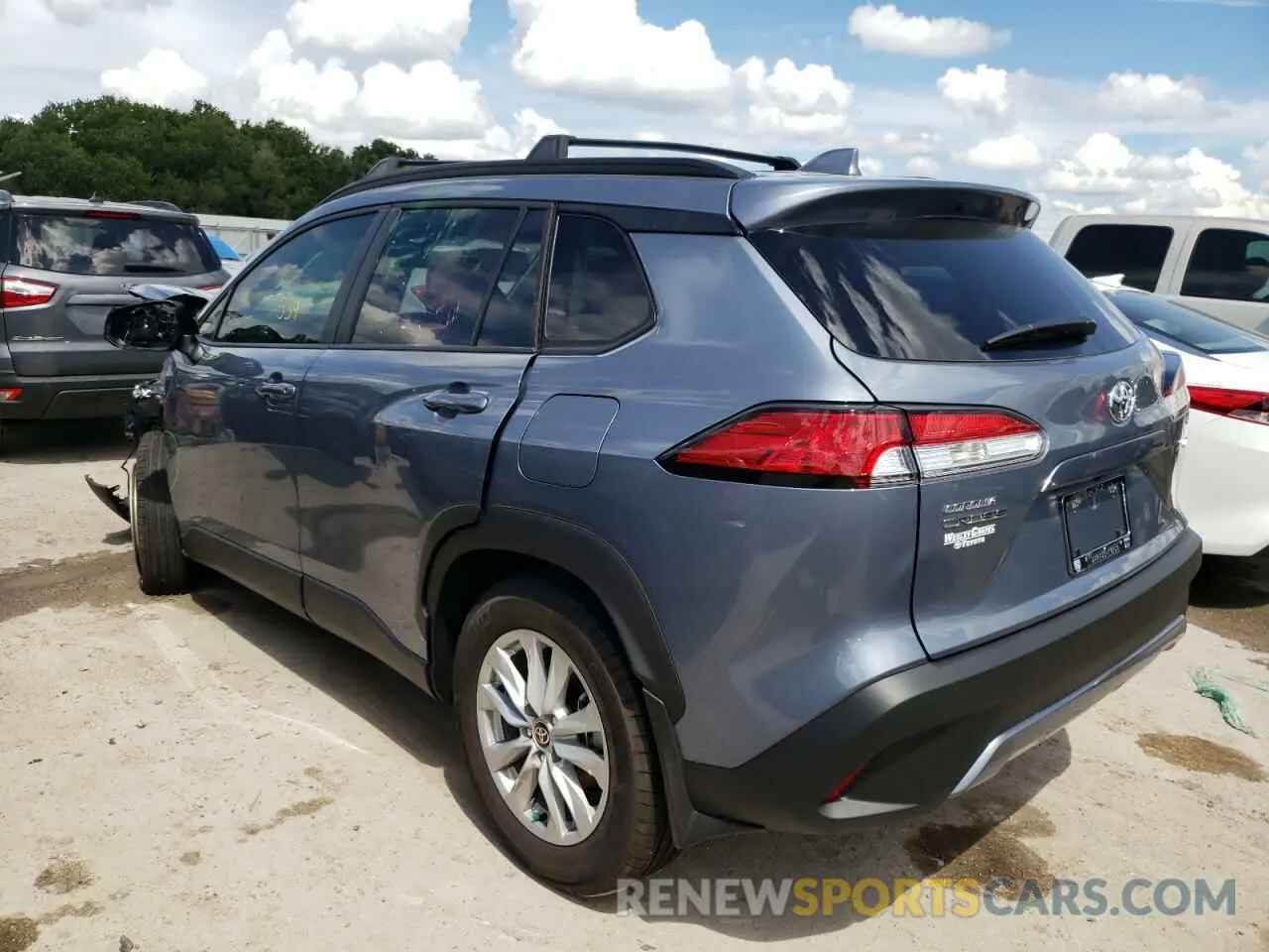 3 fotografías del automóvil dañado 7MUCAAAGXNV022738 TOYOTA COROLLA CR 2022