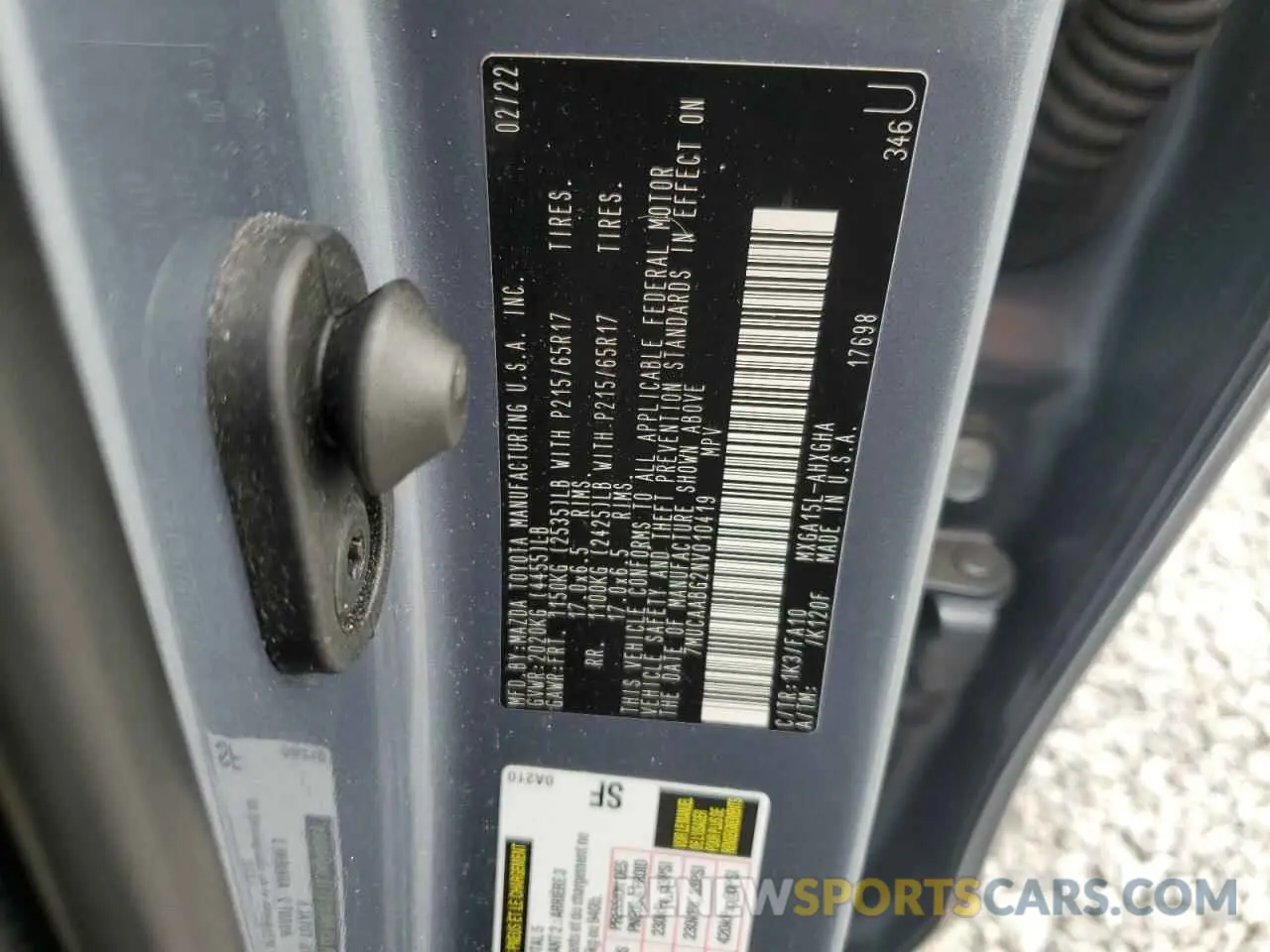 14 fotografías del automóvil dañado 7MUCAABG2NV010419 TOYOTA COROLLA CR 2022