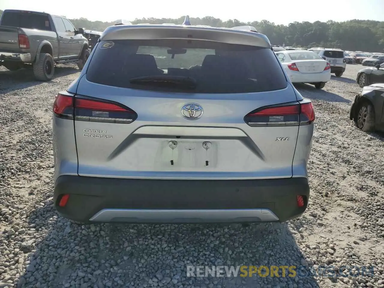 6 fotografías del automóvil dañado 7MUDAAAG4NV009309 TOYOTA COROLLA CR 2022