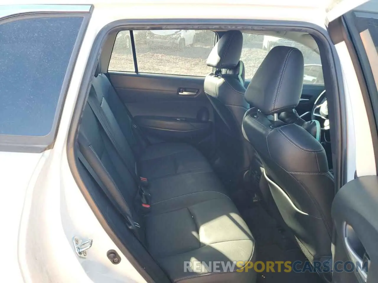 10 fotografías del automóvil dañado 7MUDAAAG6NV004130 TOYOTA COROLLA CR 2022