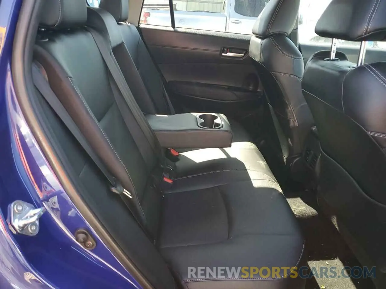 11 fotografías del automóvil dañado 7MUDAABG3NV006450 TOYOTA COROLLA CR 2022