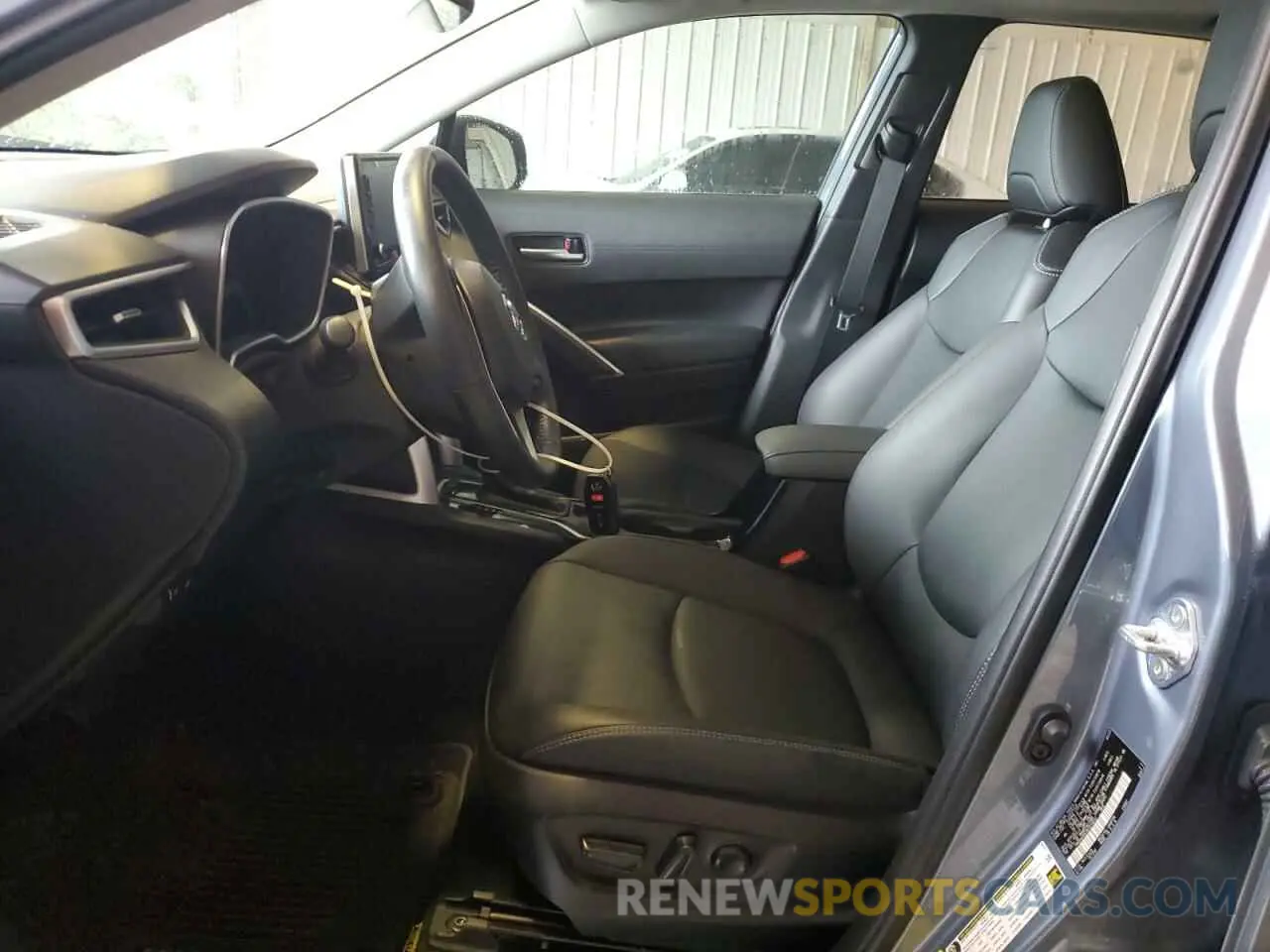 7 fotografías del automóvil dañado 7MUDAABG3NV013642 TOYOTA COROLLA CR 2022