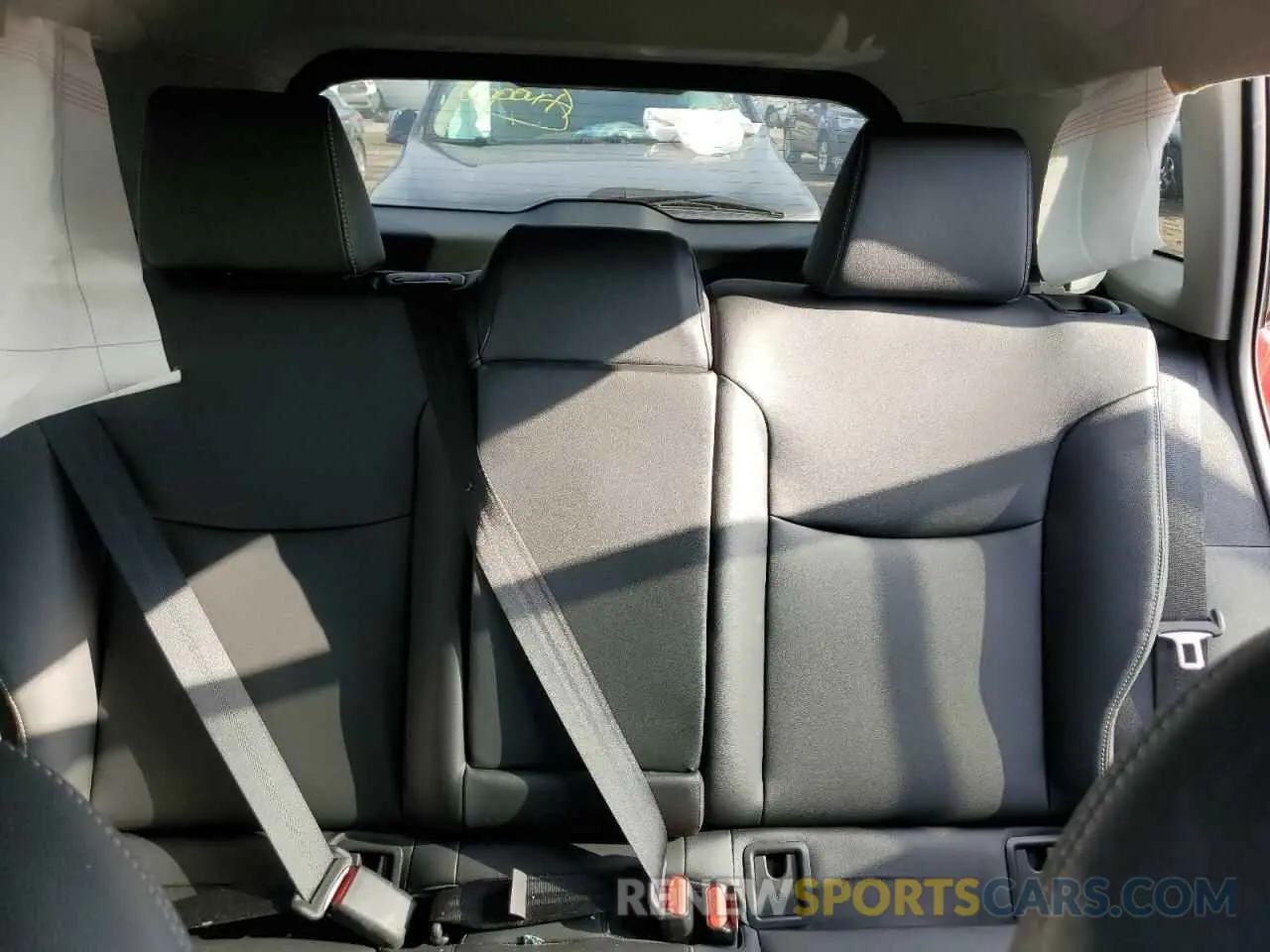 10 fotografías del automóvil dañado 7MUDAABG6NV004398 TOYOTA COROLLA CR 2022