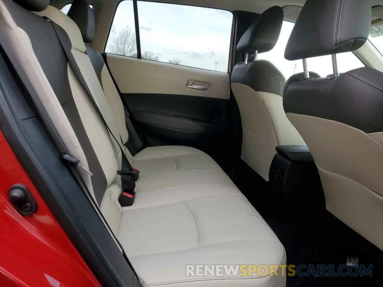 11 fotografías del automóvil dañado 7MUDAABG8NV043641 TOYOTA COROLLA CR 2022